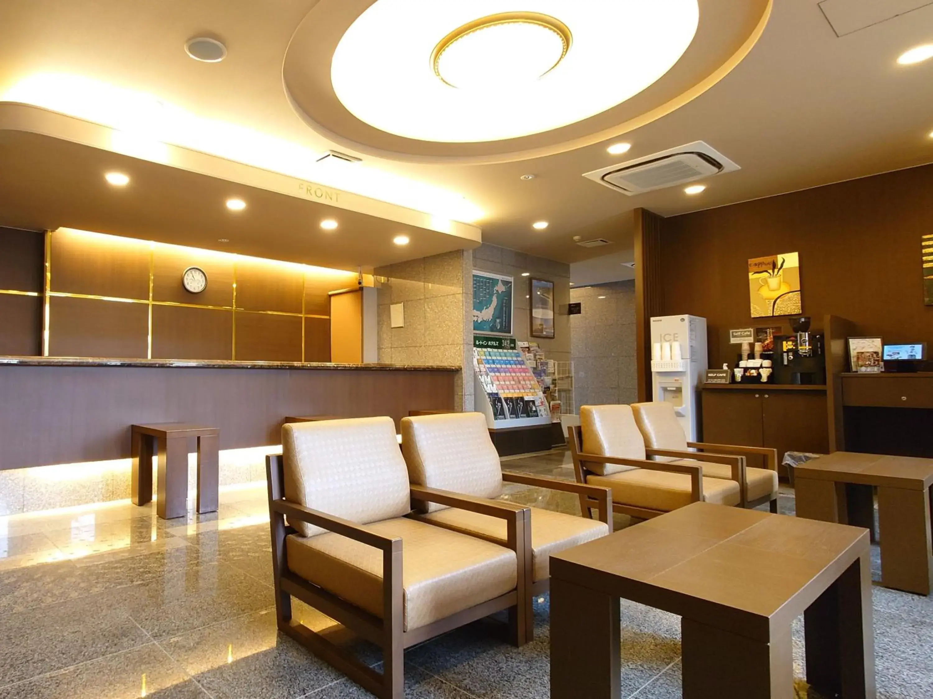Lobby or reception in Hotel Route-Inn Gotenba Eki-Minami Lobby or reception in Hotel Route-Inn Gotenba Eki-Minami