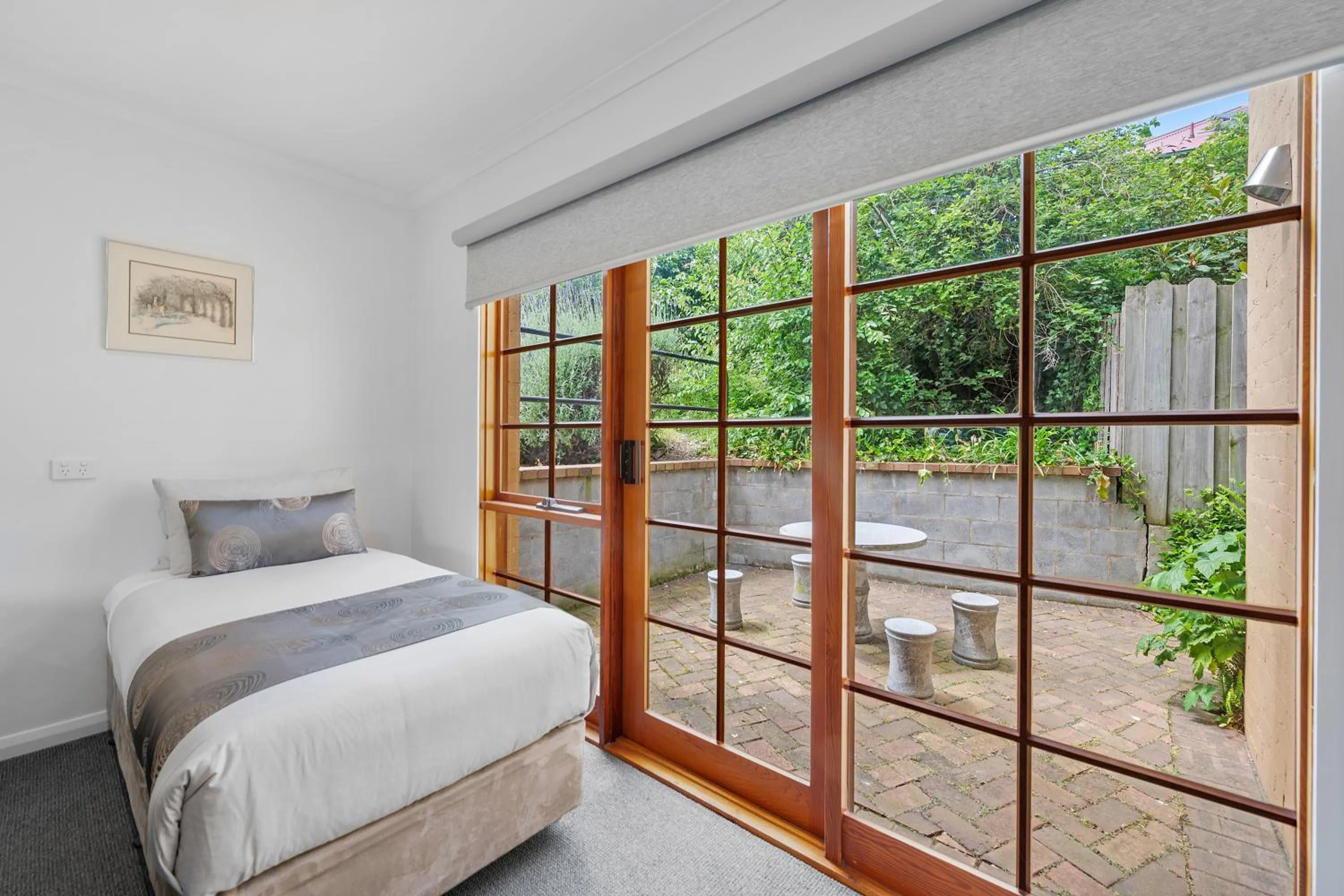 Inner courtyard view, Bed in Hideaway on George