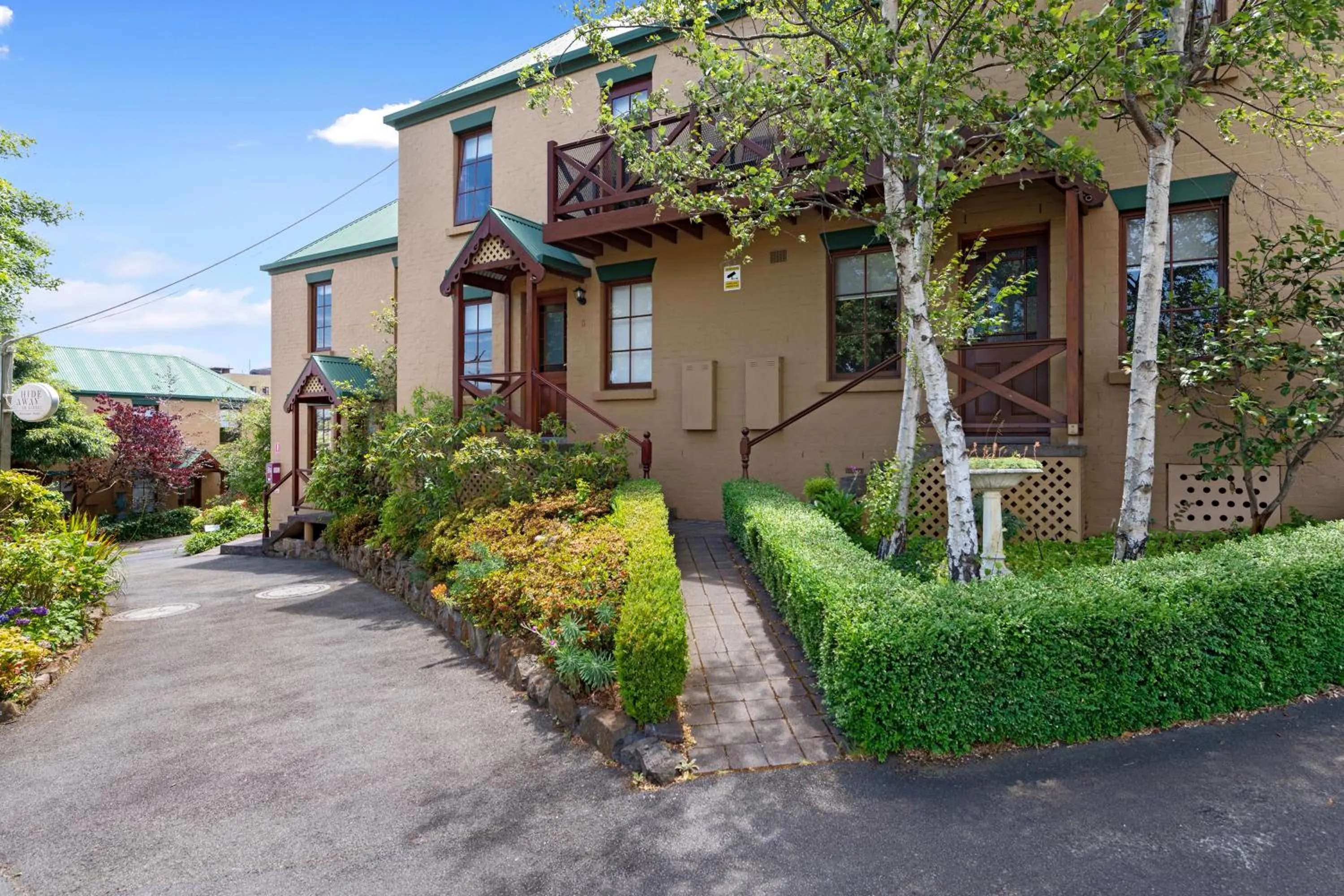 Property building in Hideaway on George