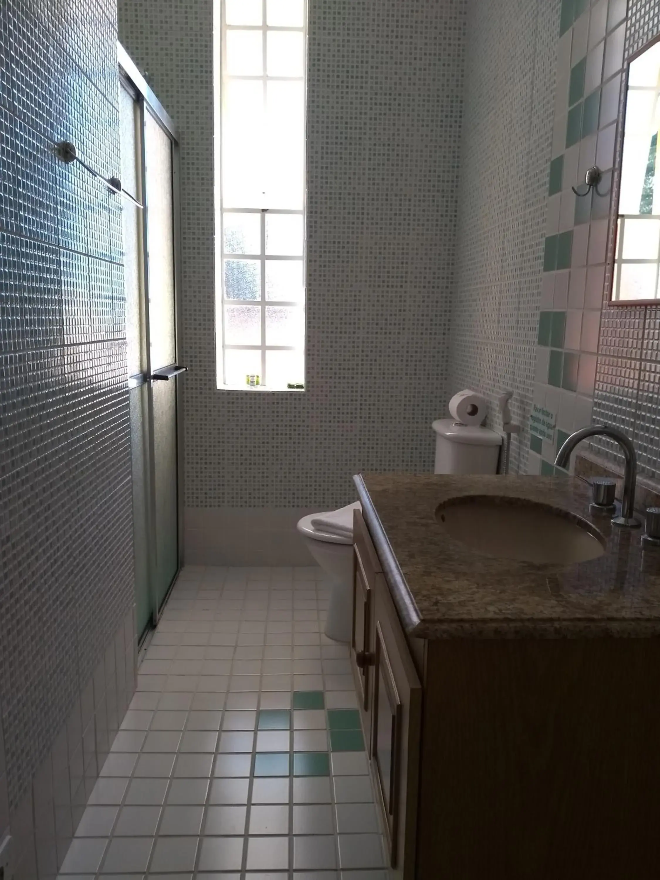 Standard Triple Room in Hotel Platanus Standard Triple Room in Hotel Platanus