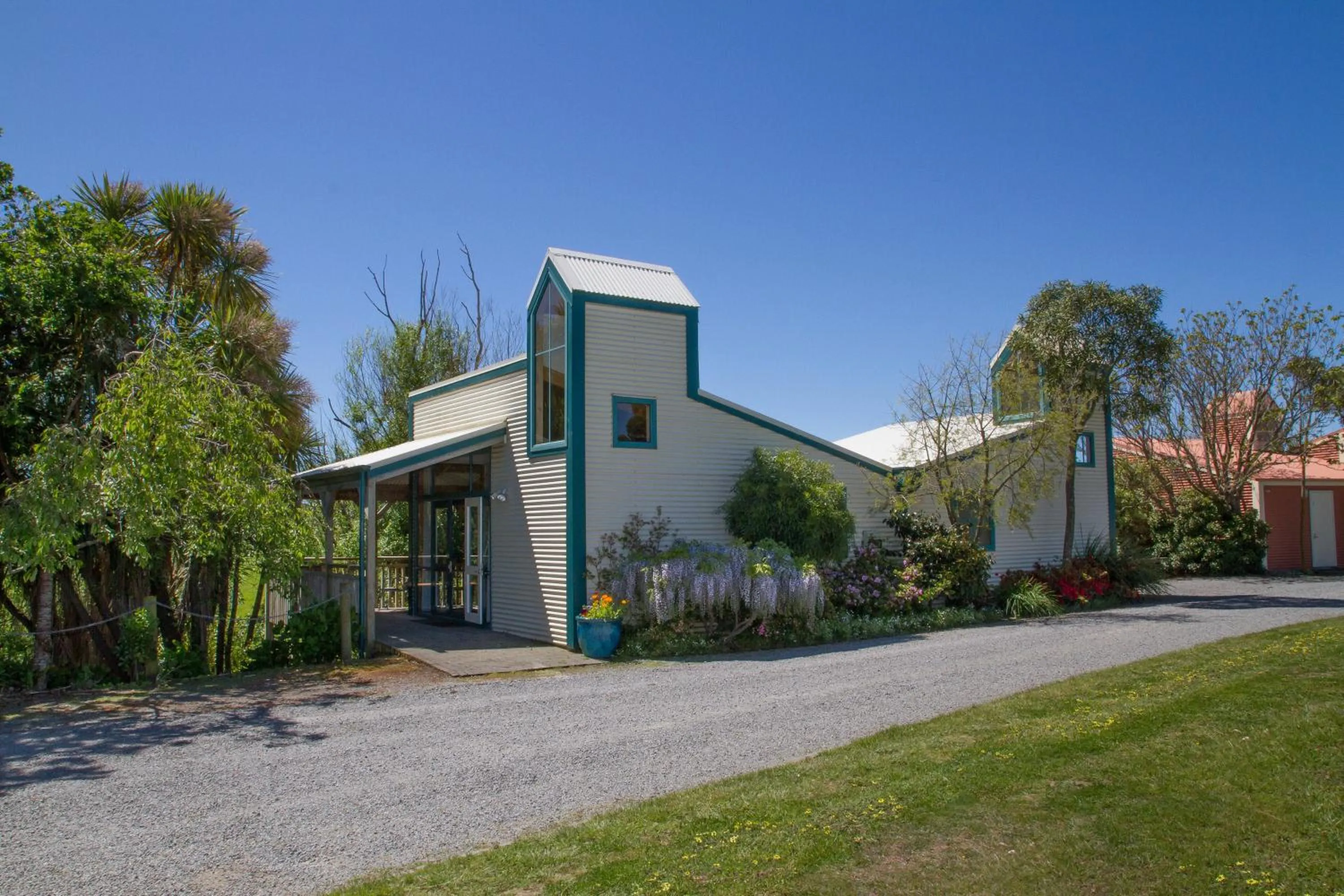 Property building in Margrain Vineyard Villas