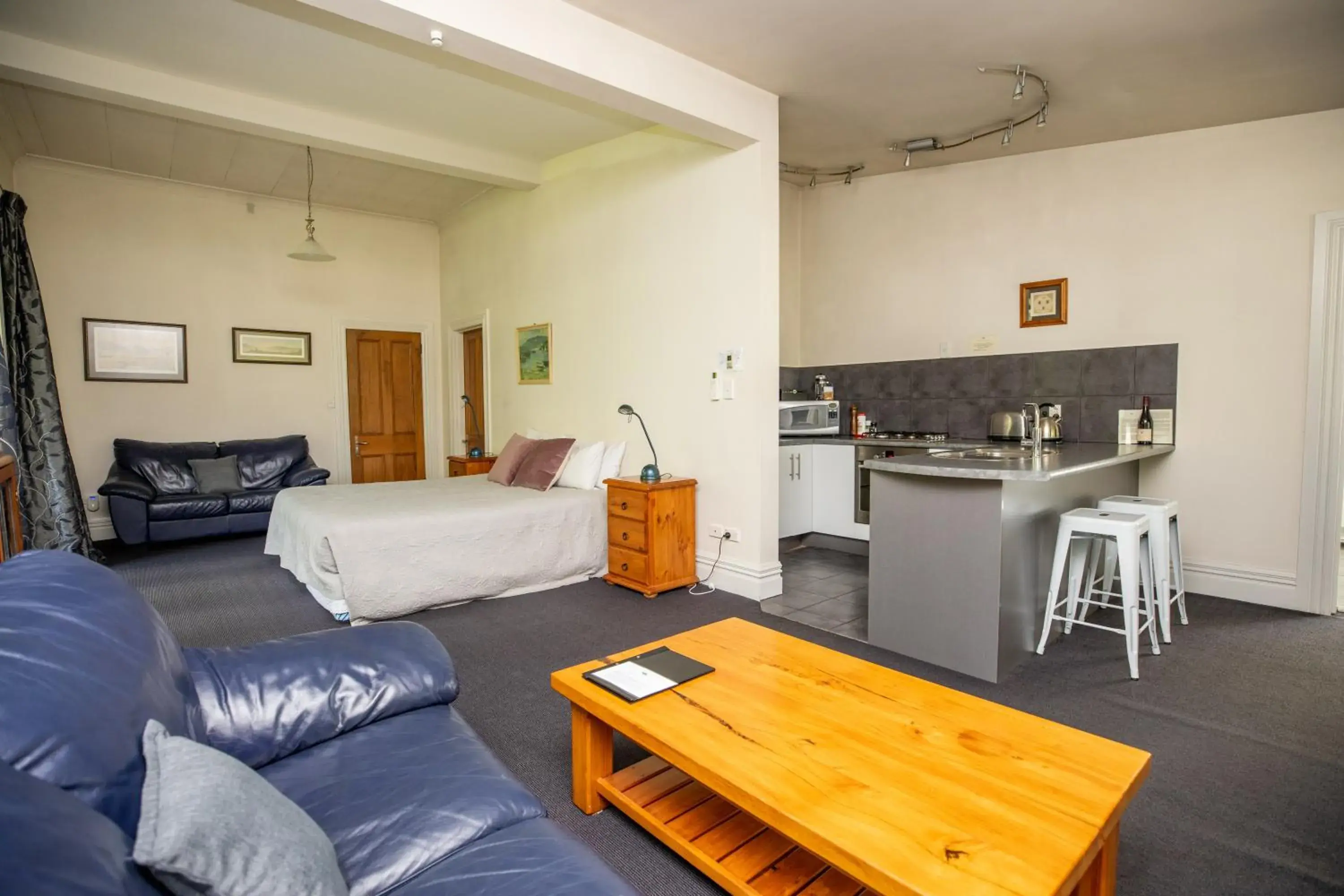 King Suite - The Vineyard Suite in Margrain Vineyard Villas King Suite - The Vineyard Suite in Margrain Vineyard Villas