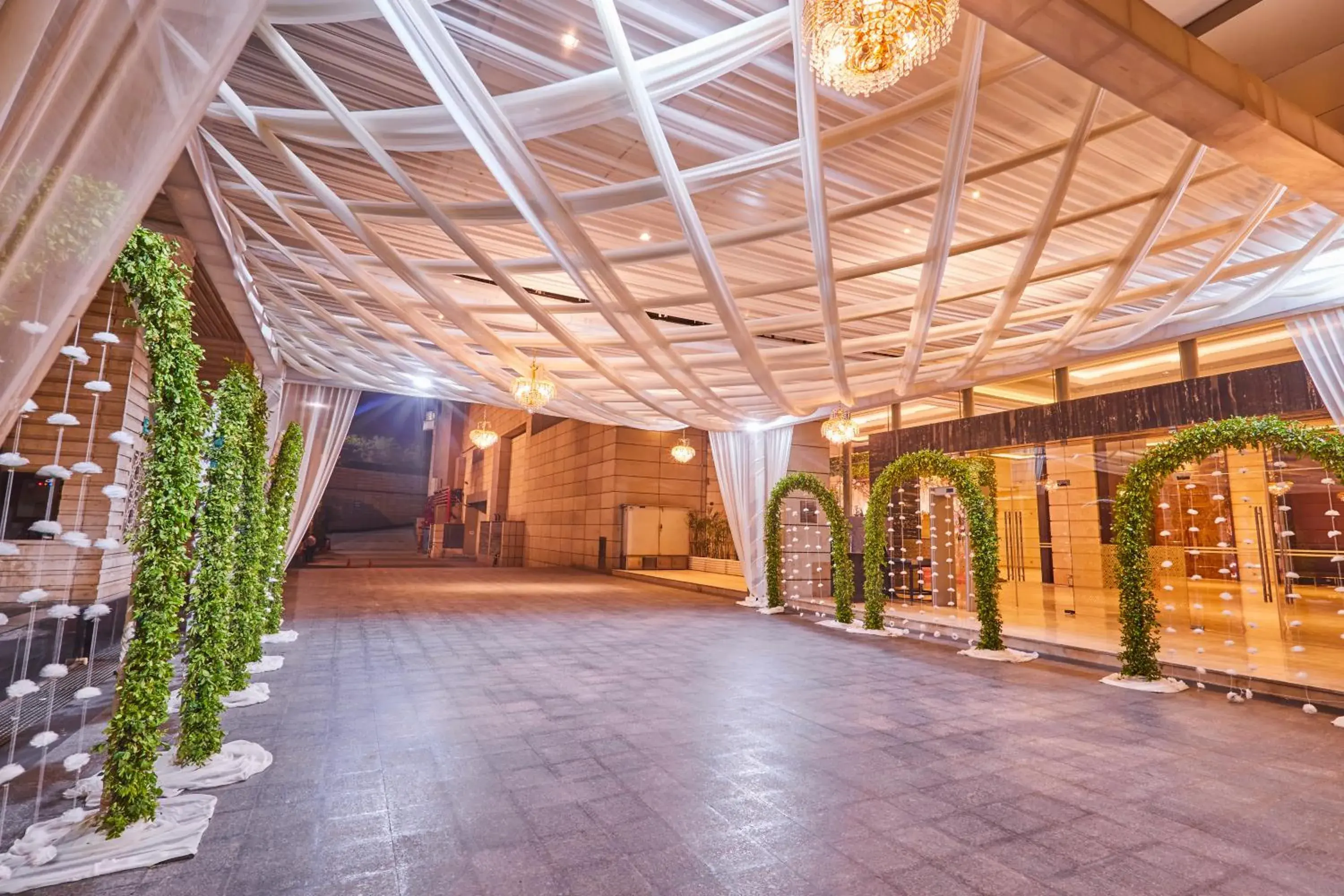 Facade/entrance in Crowne Plaza New Delhi Rohini by IHG Facade/entrance in Crowne Plaza New Delhi Rohini by IHG