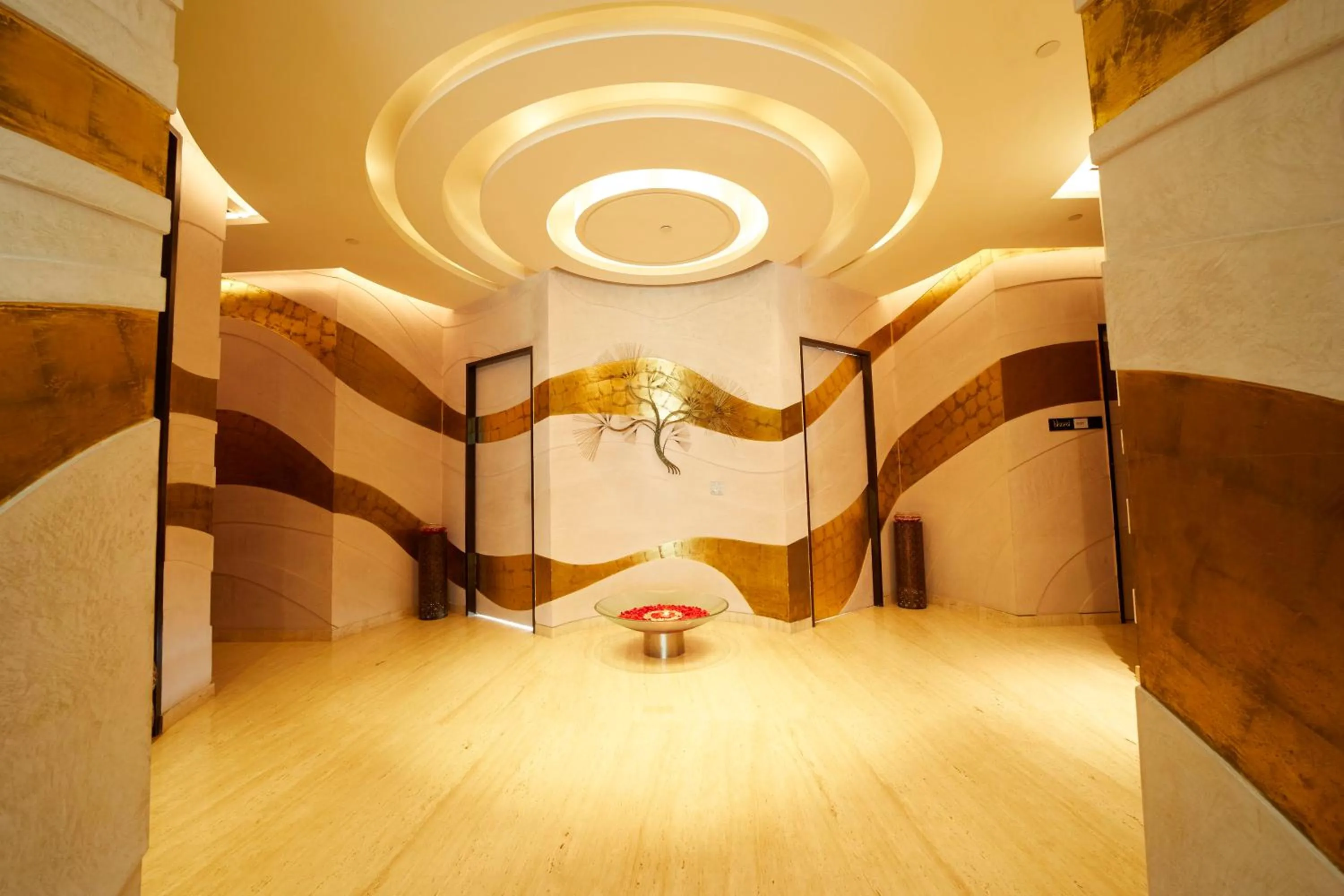 Spa and wellness centre/facilities in Crowne Plaza New Delhi Rohini by IHG