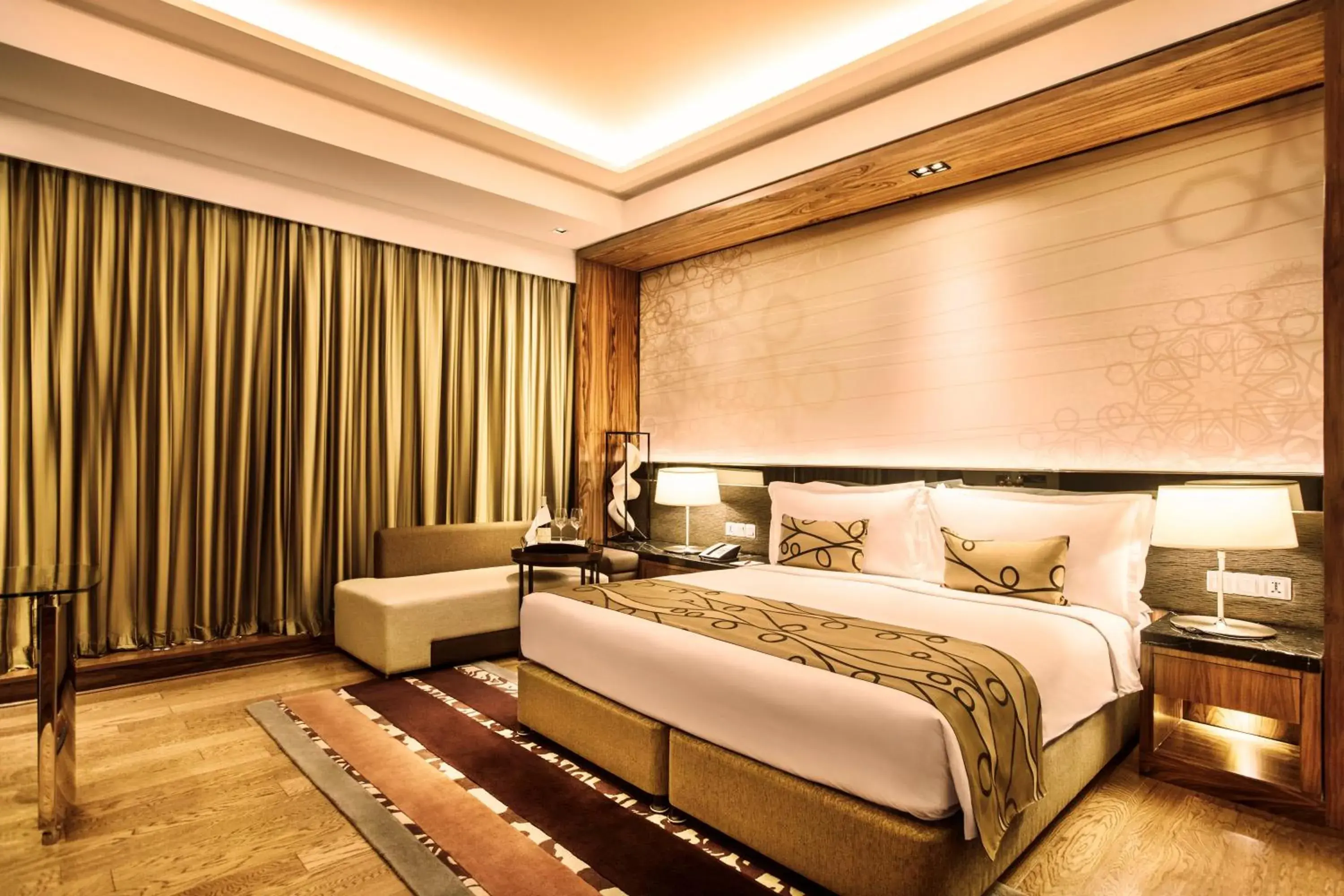 Bed in Crowne Plaza New Delhi Rohini by IHG Bed in Crowne Plaza New Delhi Rohini by IHG
