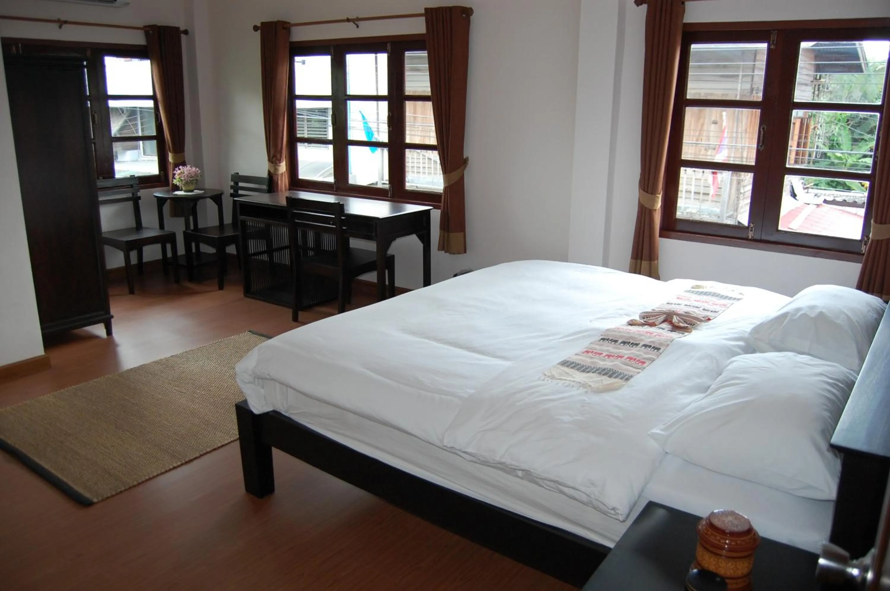 Bed in Baan Klang Vieng