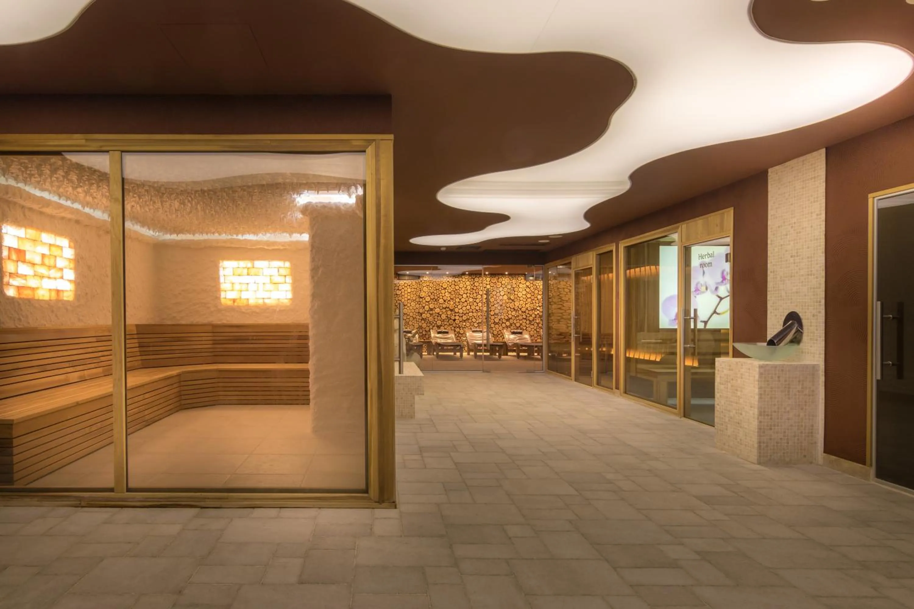 Spa and wellness centre/facilities in King Maron Beach Hotel & Spa