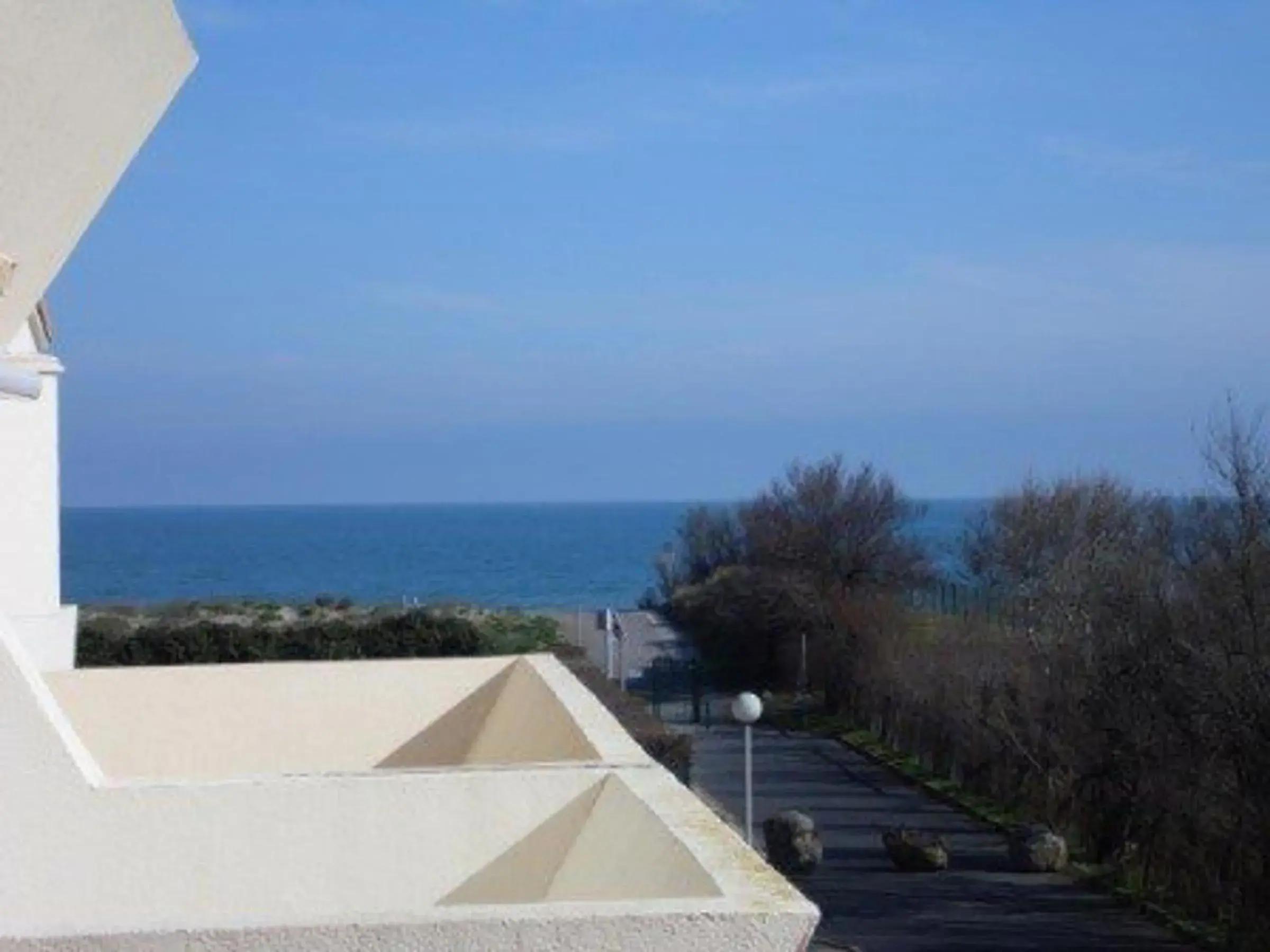 Studio cabine 4 personnes avec terrasse et parking à Marseillan-Plage - FR-1-326-388 Studio cabine 4 personnes avec terrasse et parking à Marseillan-Plage - FR-1-326-388