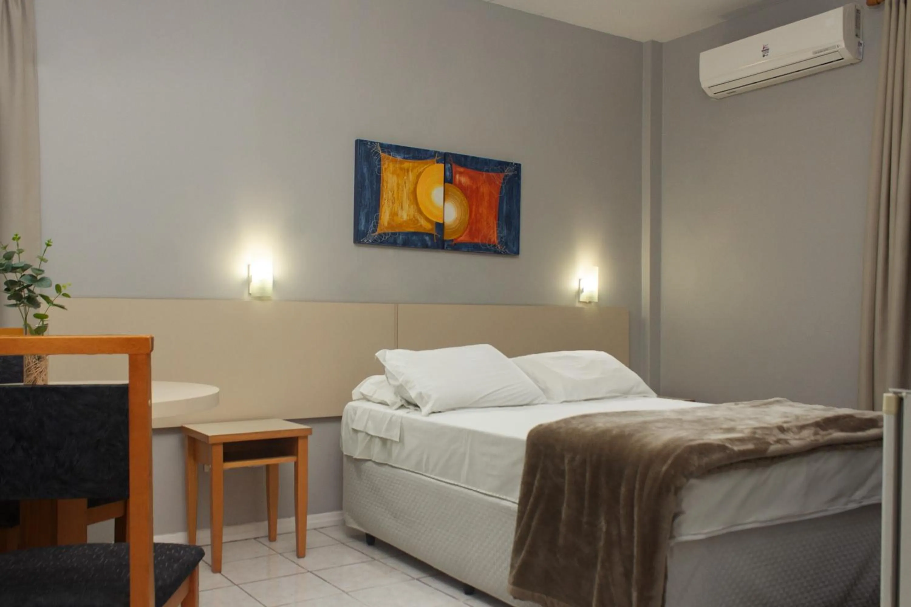 Bed in Hotel Caverá