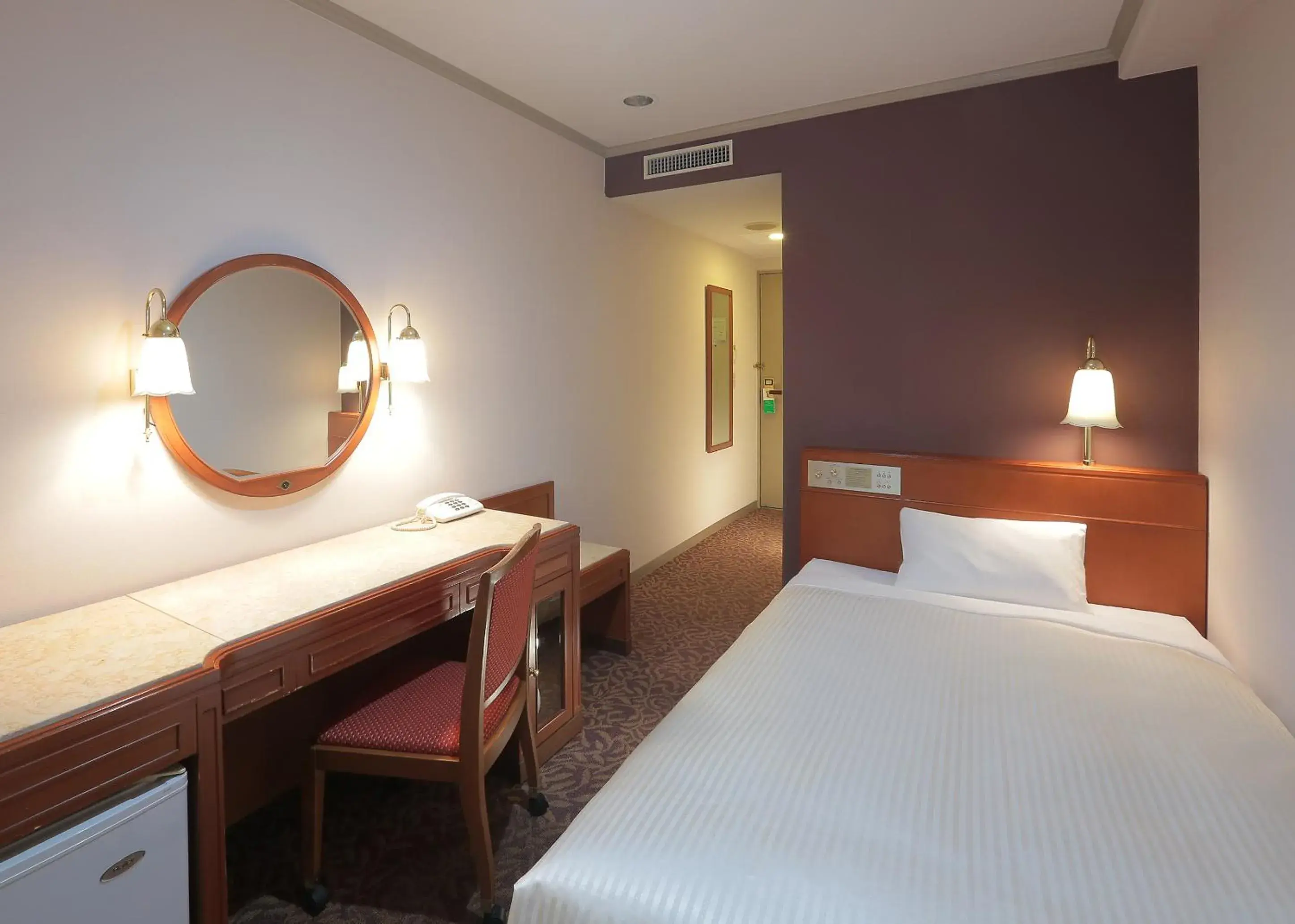 Photo of the whole room, Bed in Sasebo Washington Hotel Photo of the whole room, Bed in Sasebo Washington Hotel