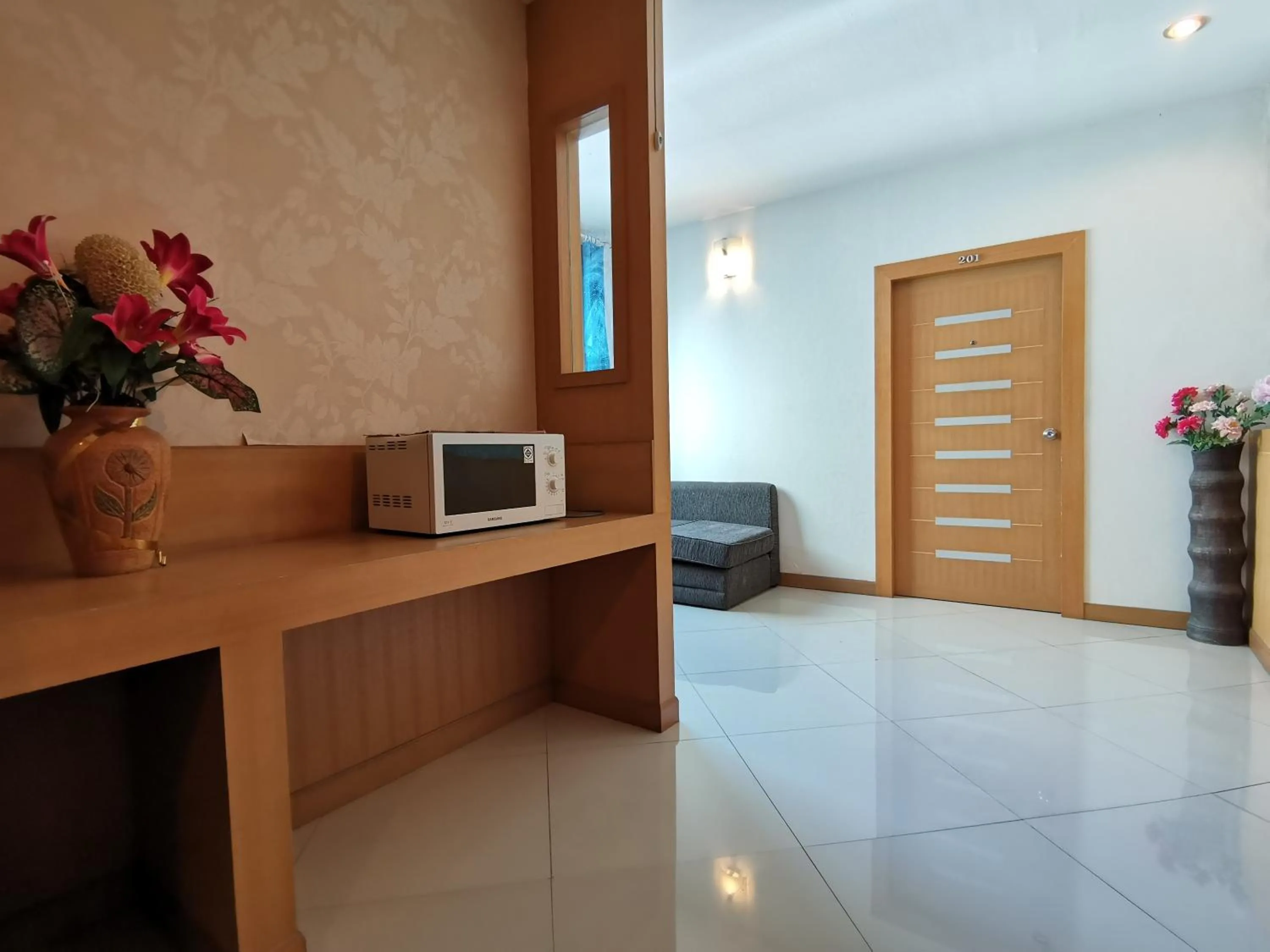 Communal lounge/ TV room in Le Desir Resortel