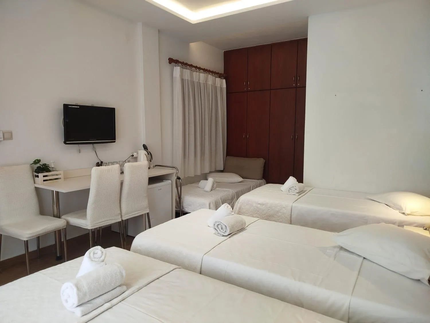 View (from property/room), Bed in Athos Guest House Pansion