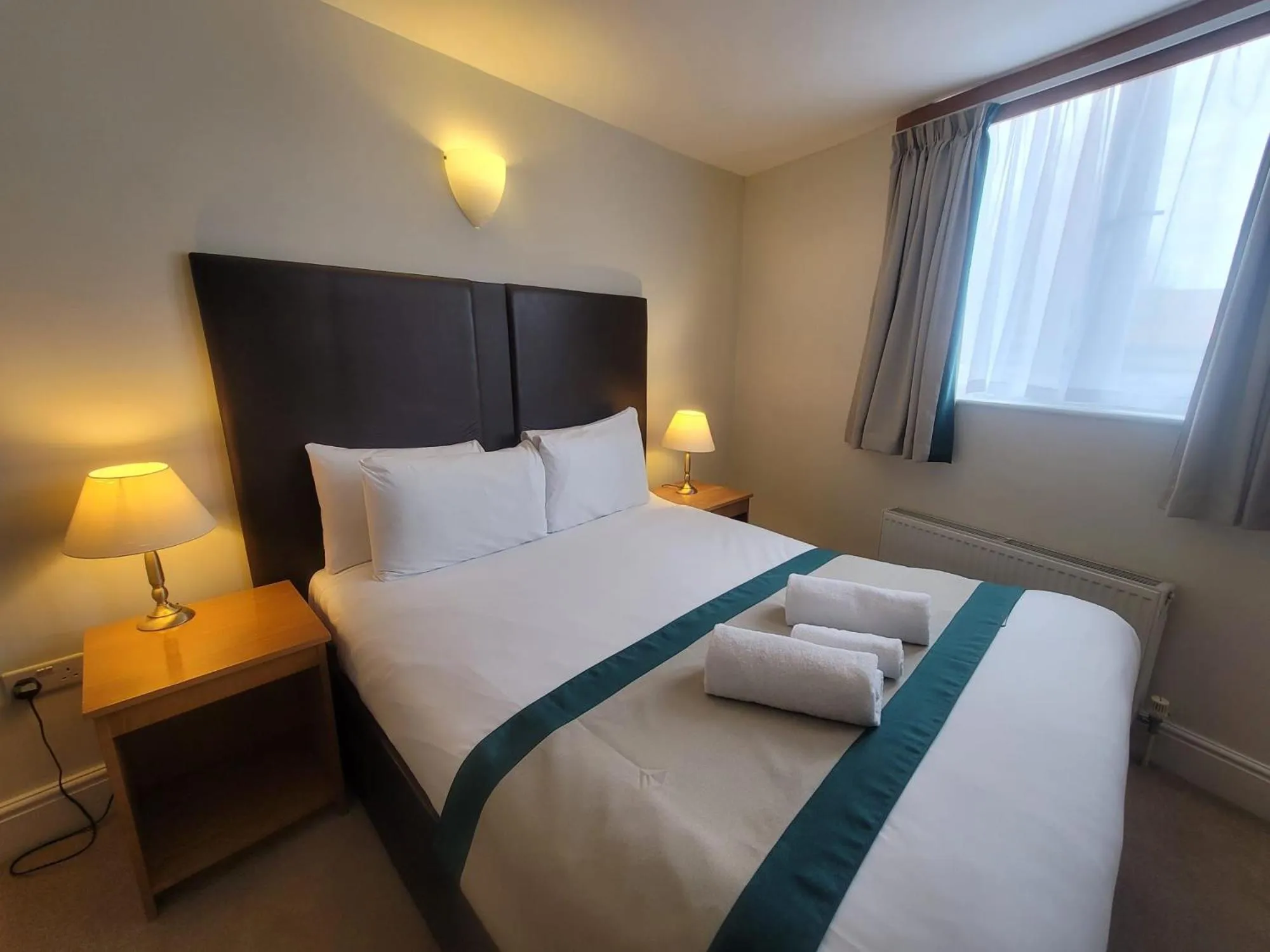 Bed in Castle Limes Hotel