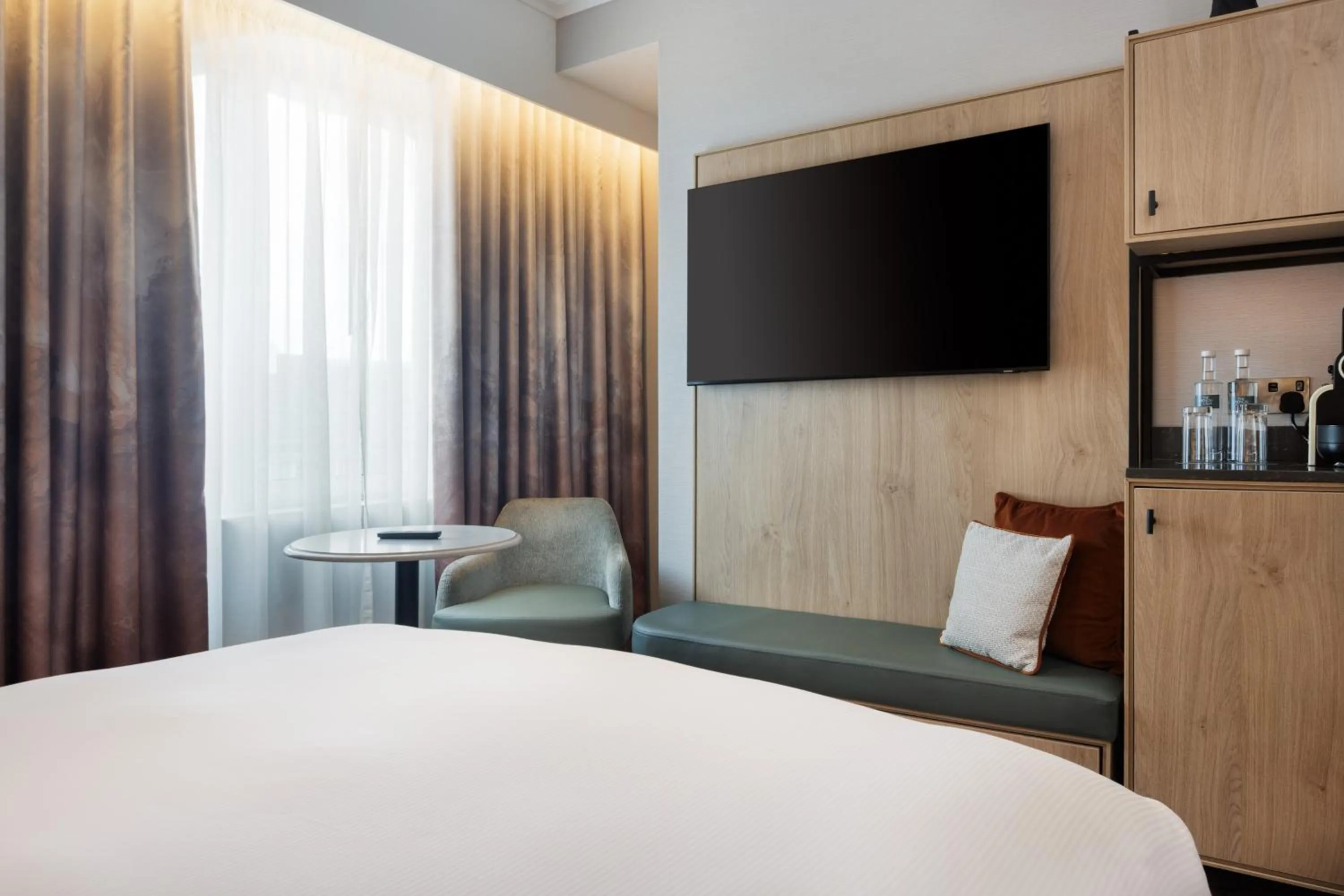 TV and multimedia, Bed in The Memoir Club, formerly Ambassadors Bloomsbury