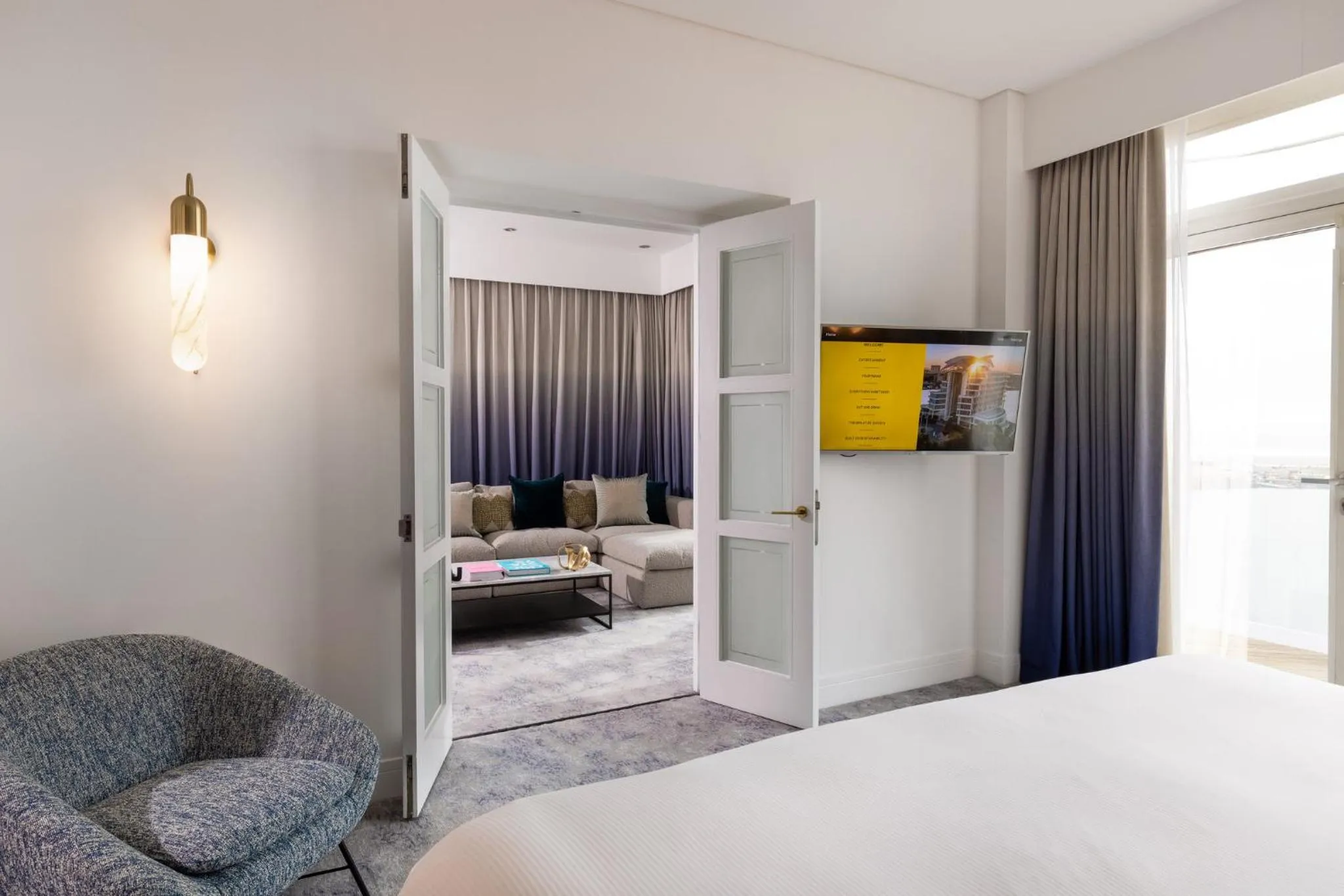 Photo of the whole room, Bed in voco St. David's Cardiff by IHG