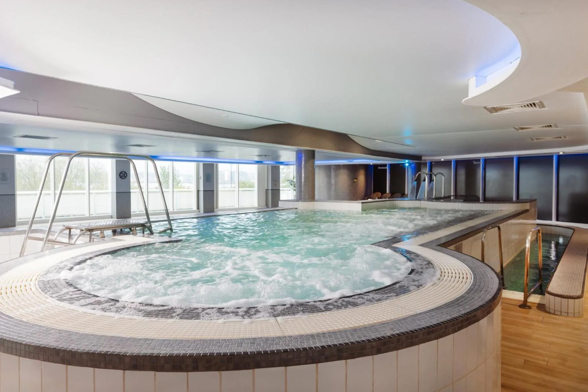 Spa and wellness centre/facilities in voco St. David's Cardiff by IHG