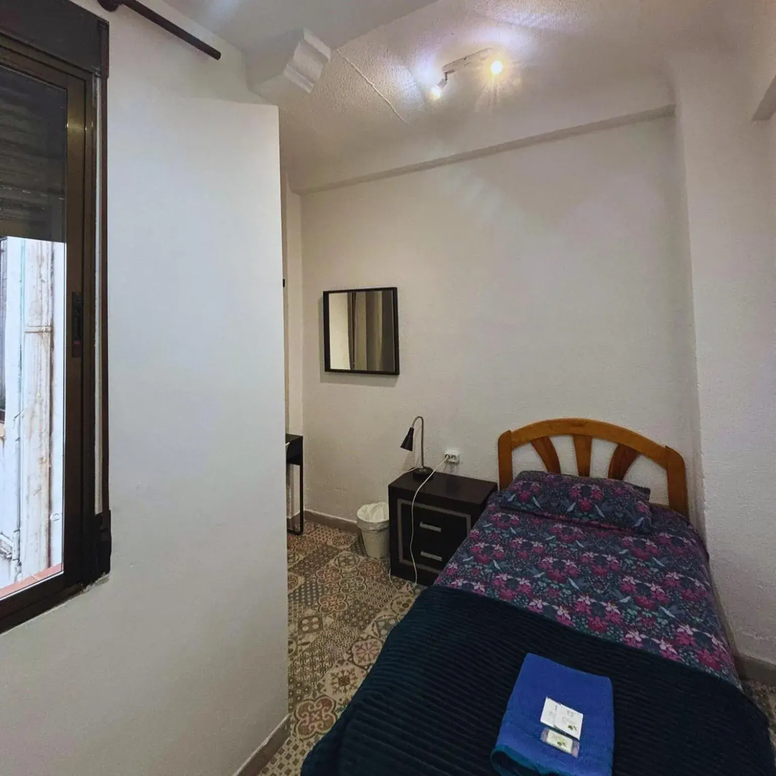 Single Room in Barbieri Granada Pensión Single Room in Barbieri Granada Pensión