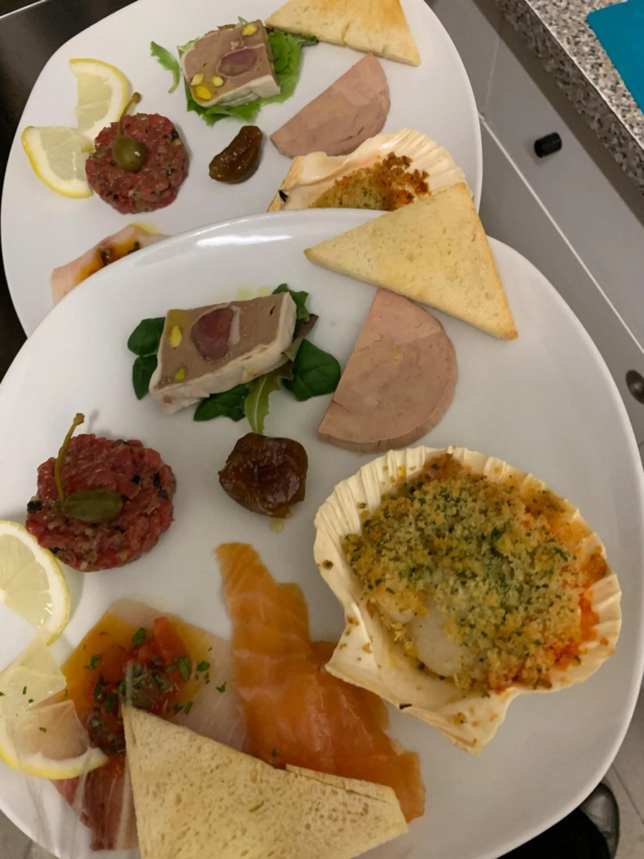 Restaurant/places to eat in Hotel Genzianella