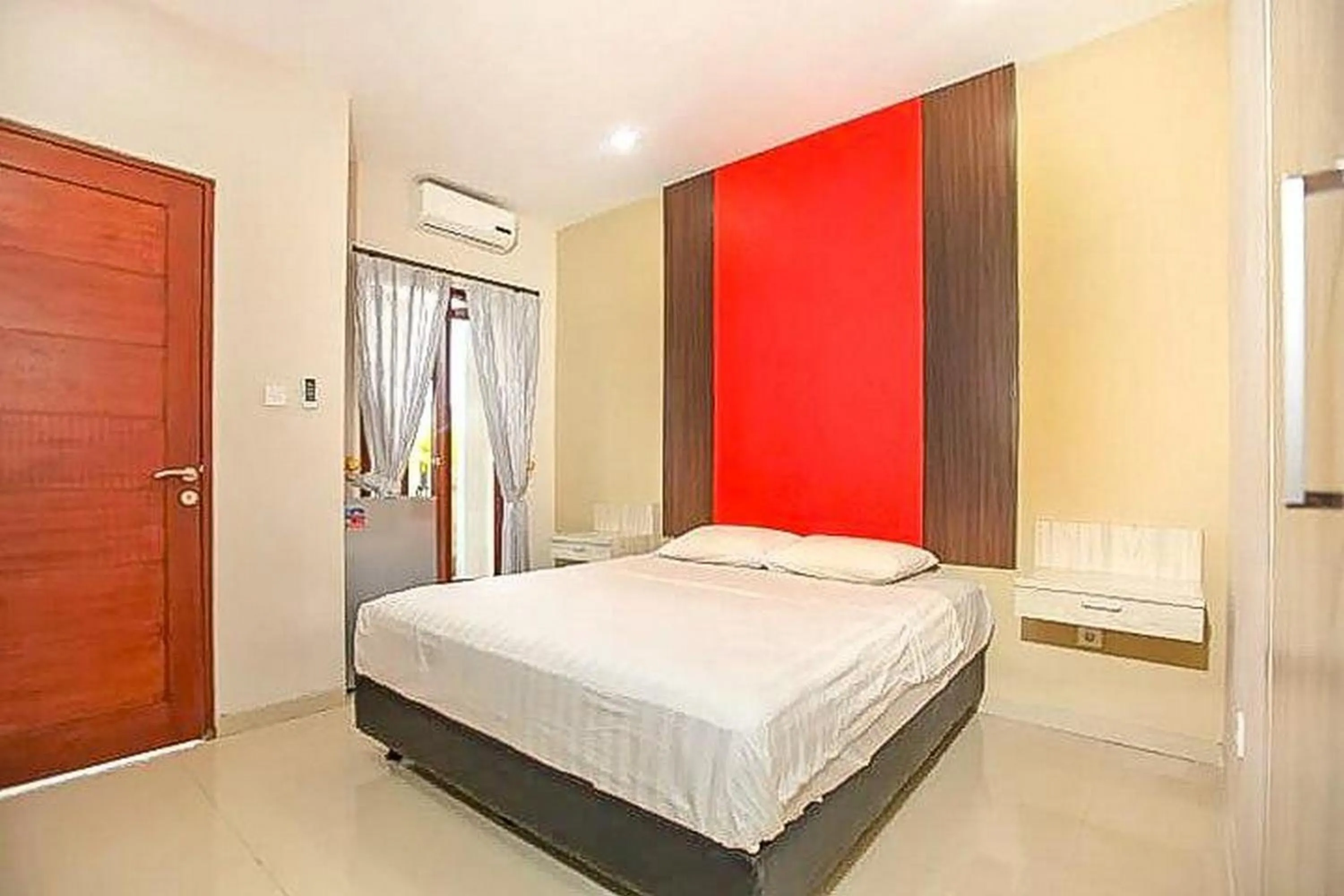 KoolKost near Sunset Road Seminyak - Minimum Stay 30 Nights
