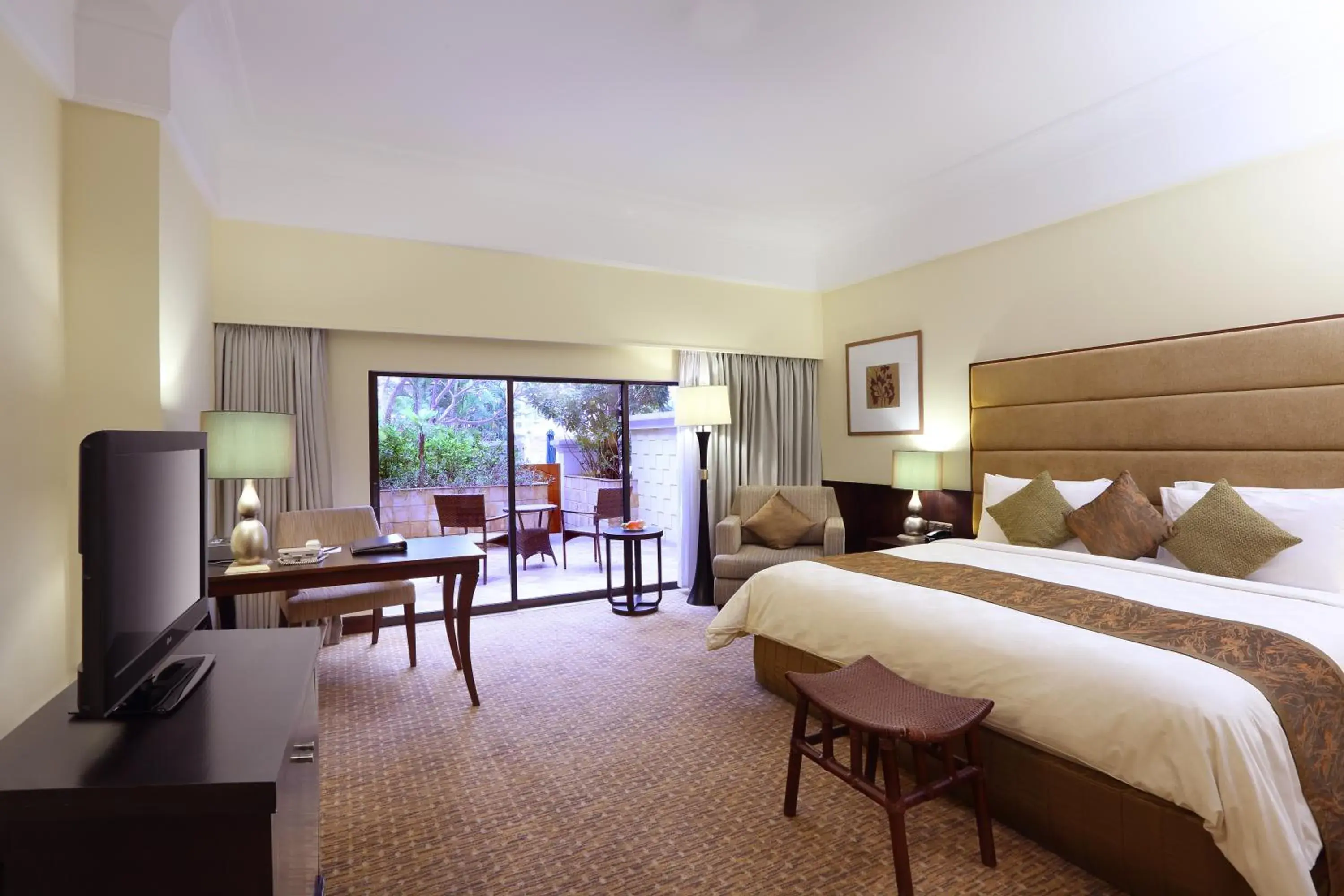 Bedroom in Hotel Aryaduta Jakarta