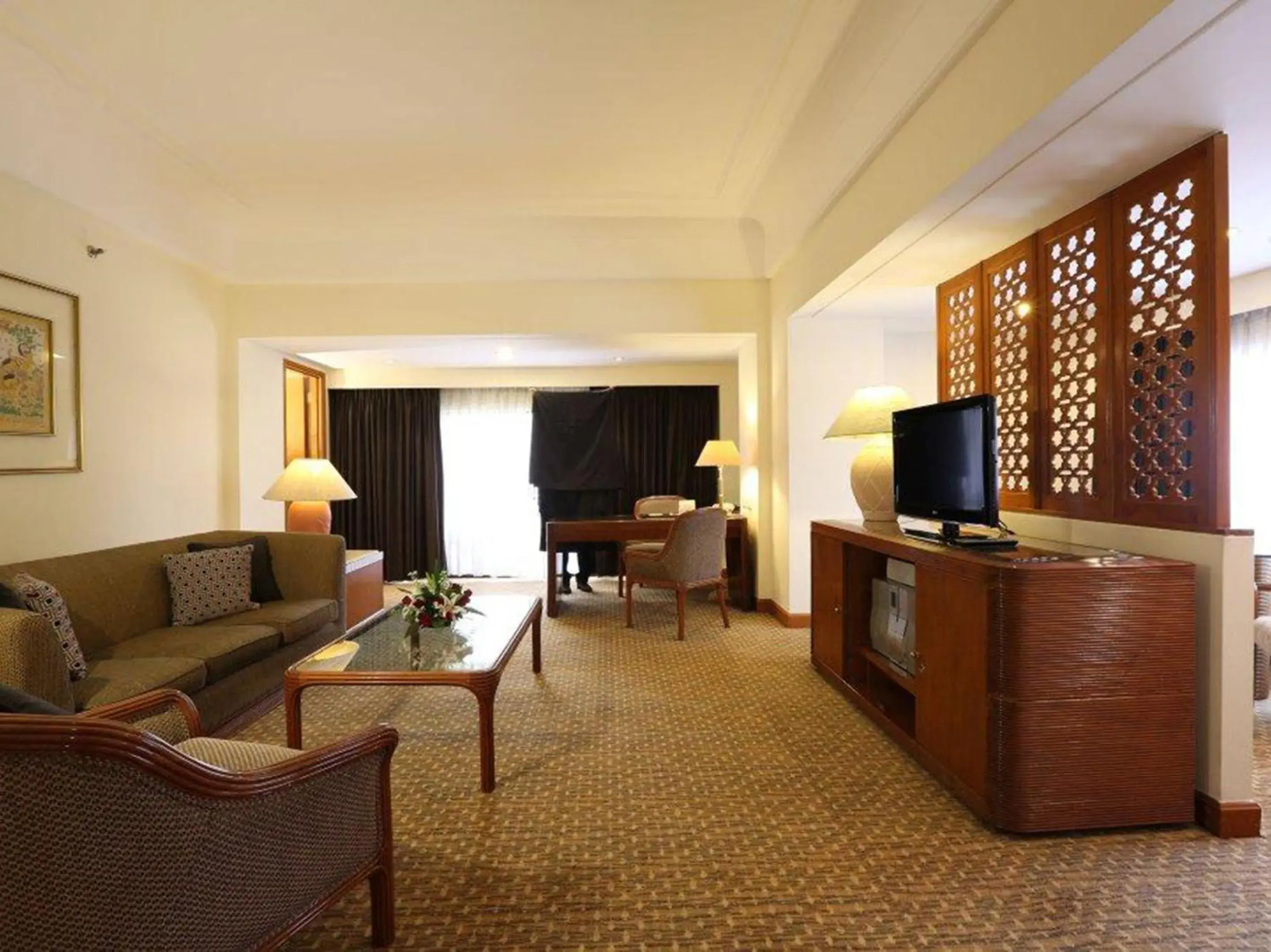 Living room, TV/Entertainment Center in Hotel Aryaduta Jakarta