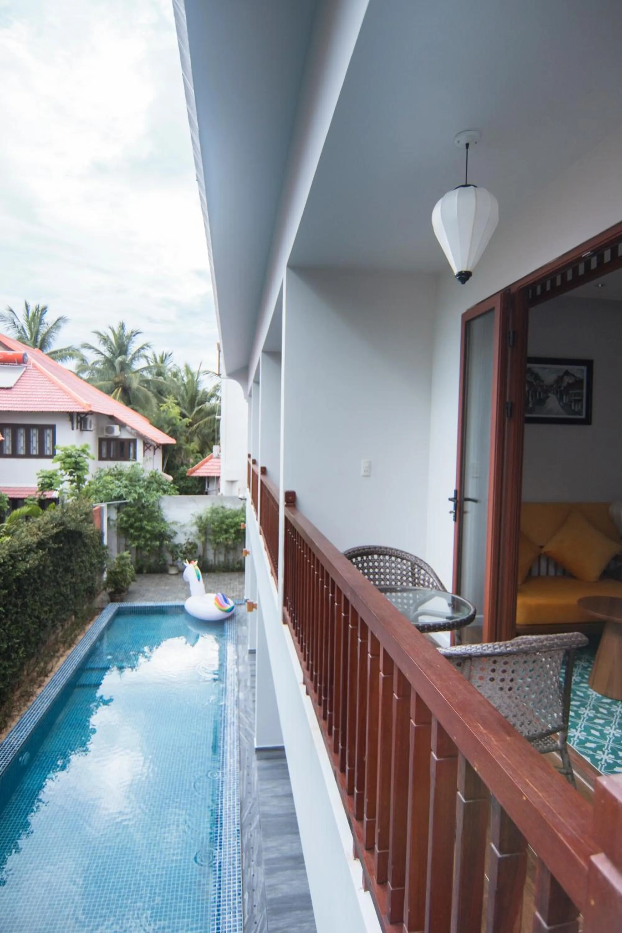 Vinh Hung Old Town Hotel