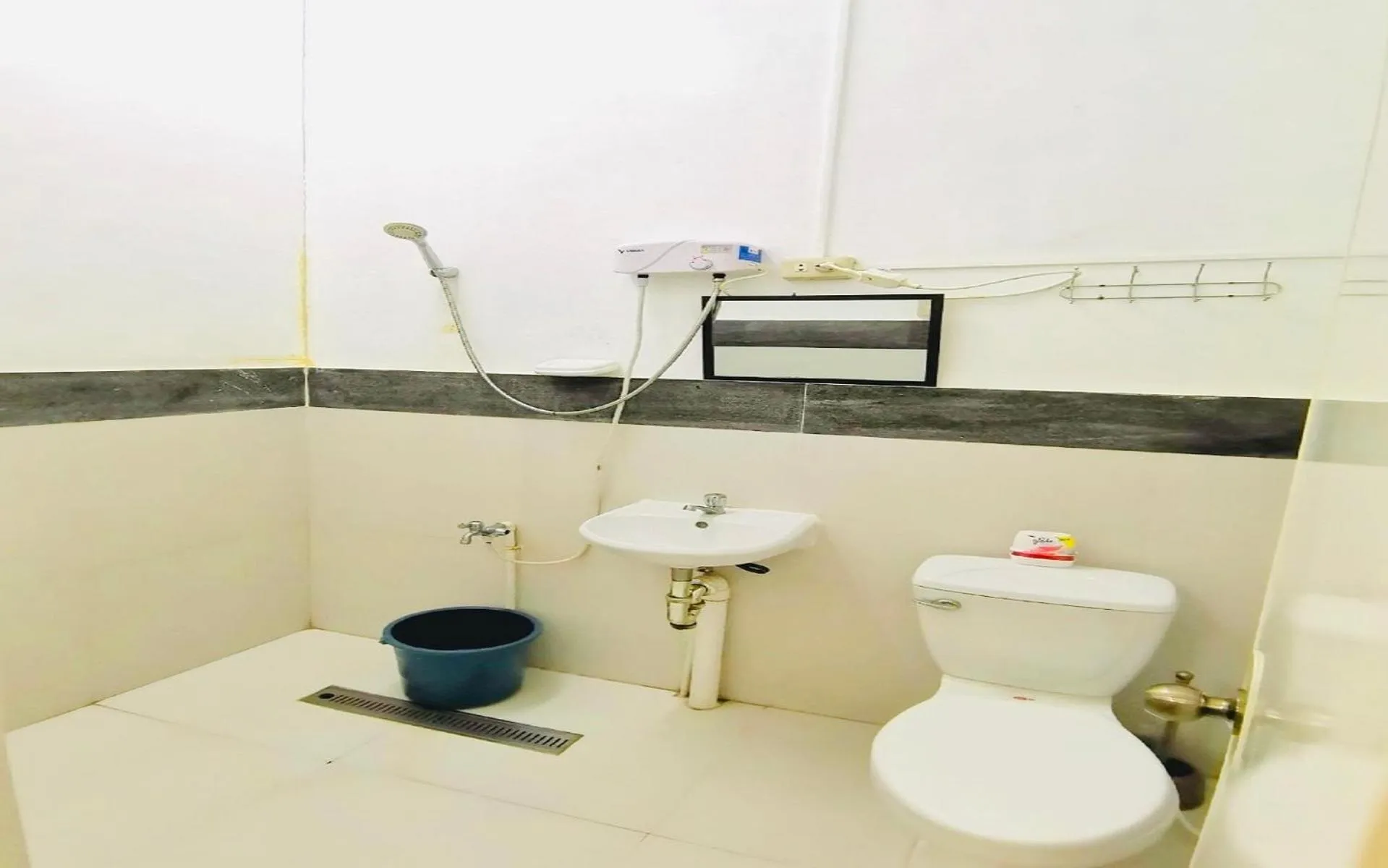 Bathroom in Big Paul Hostel