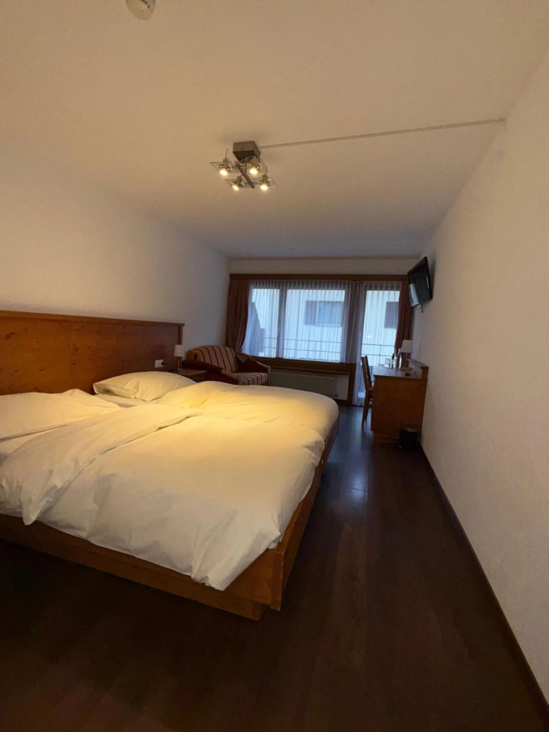 Bed in Hotel Alpenblick