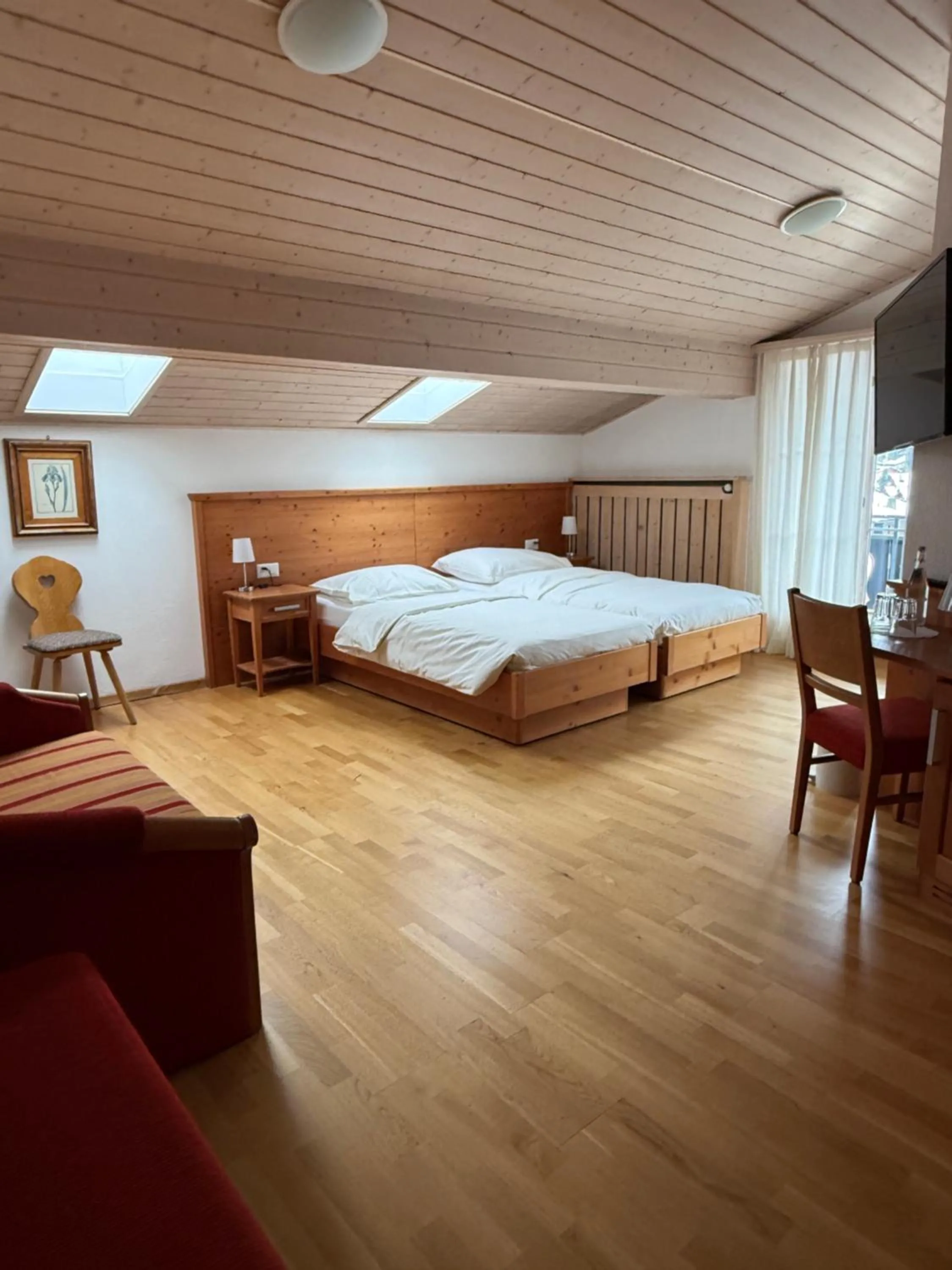 Bed in Hotel Alpenblick