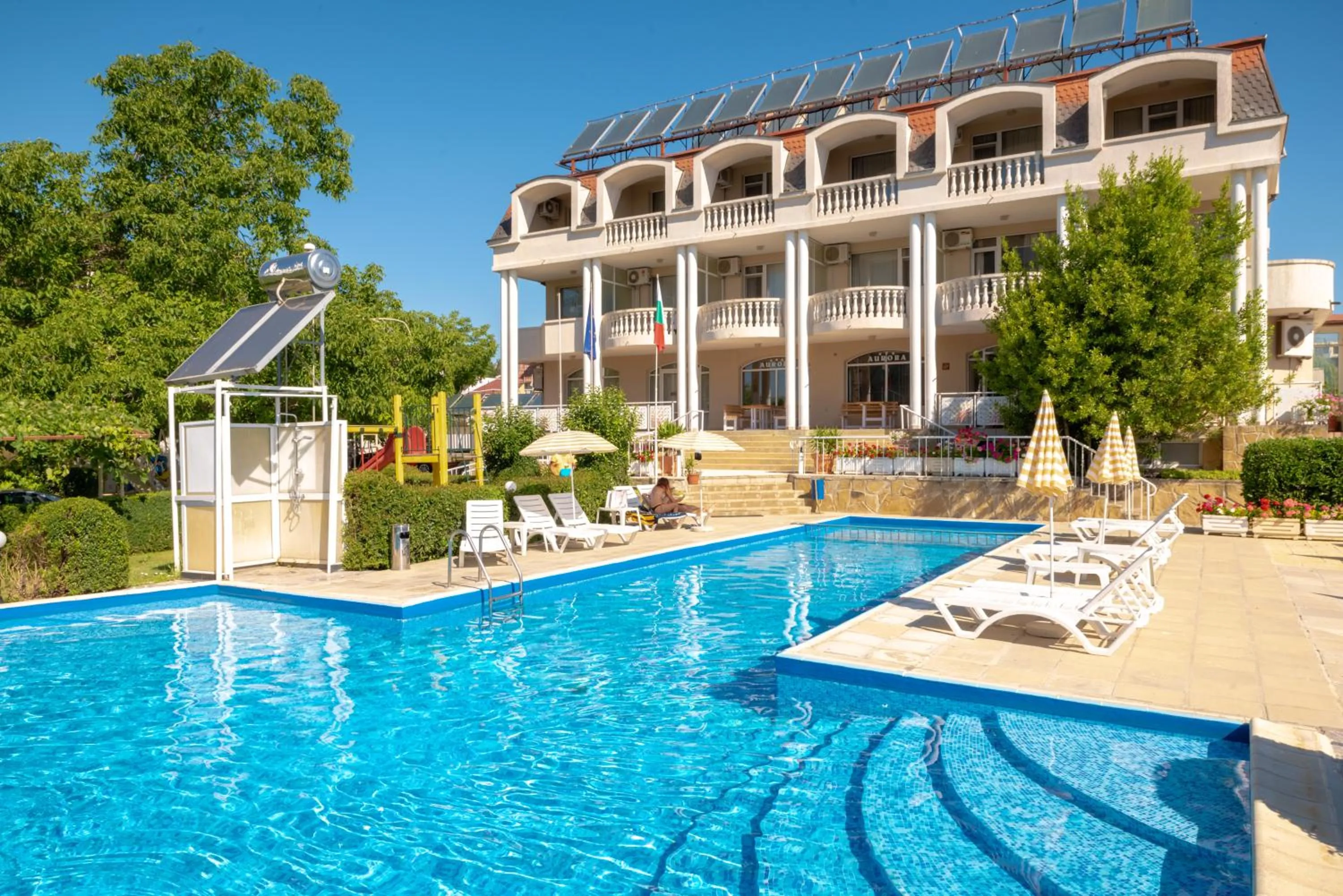 Facade/entrance in Villa Aurora