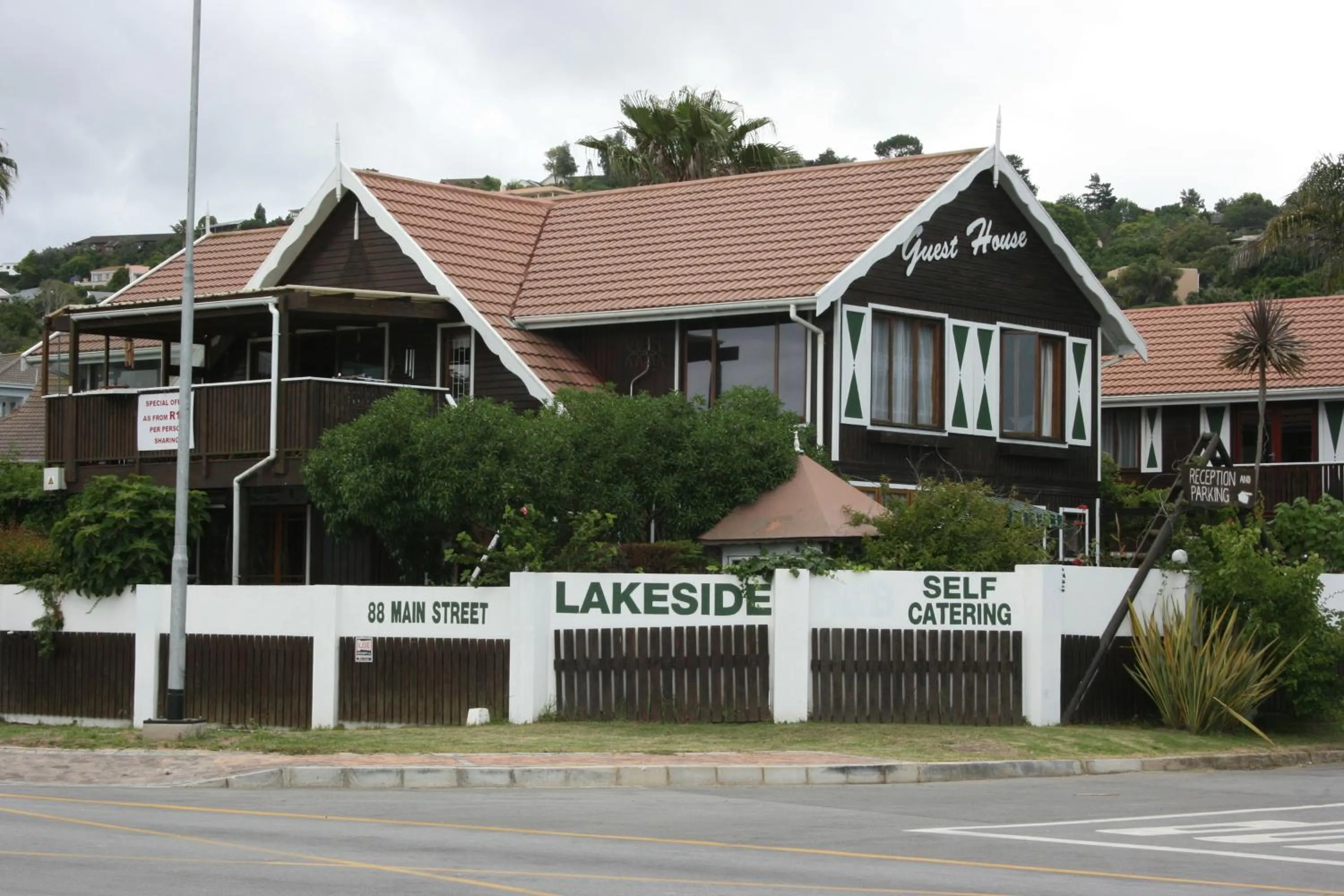 Property building in Lakeside Accommodation
