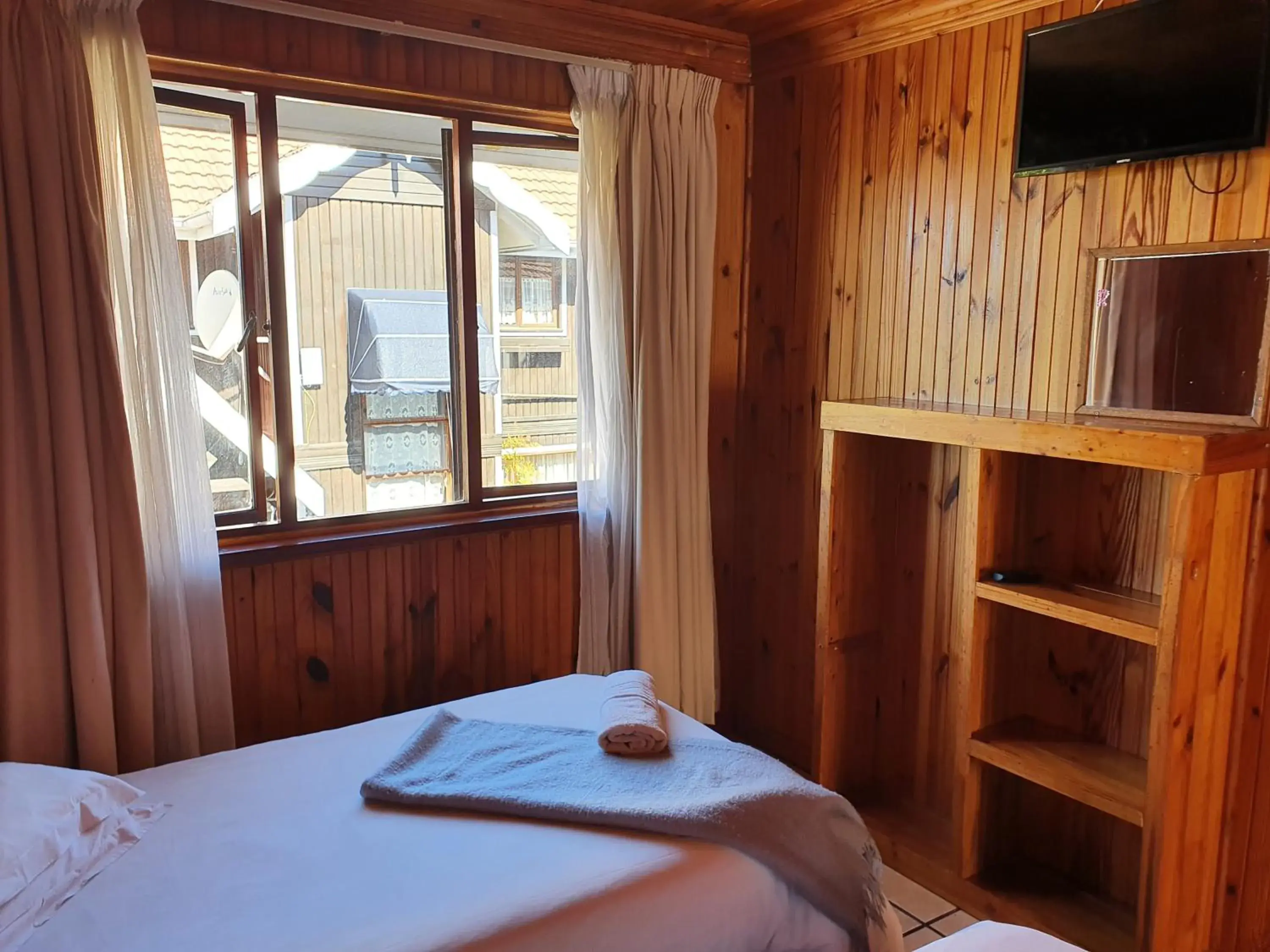 Bedroom, Bed in Lakeside Accommodation Bedroom, Bed in Lakeside Accommodation