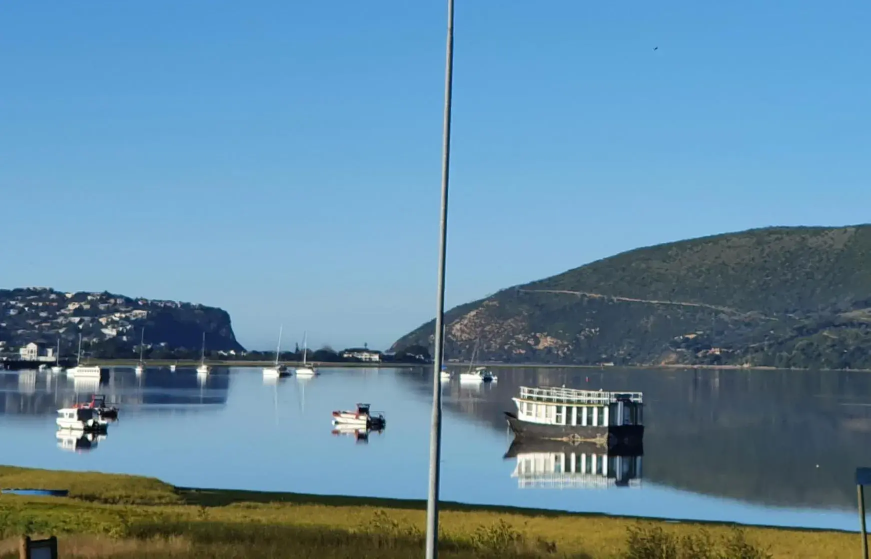Lakeside Accommodation Lakeside Accommodation