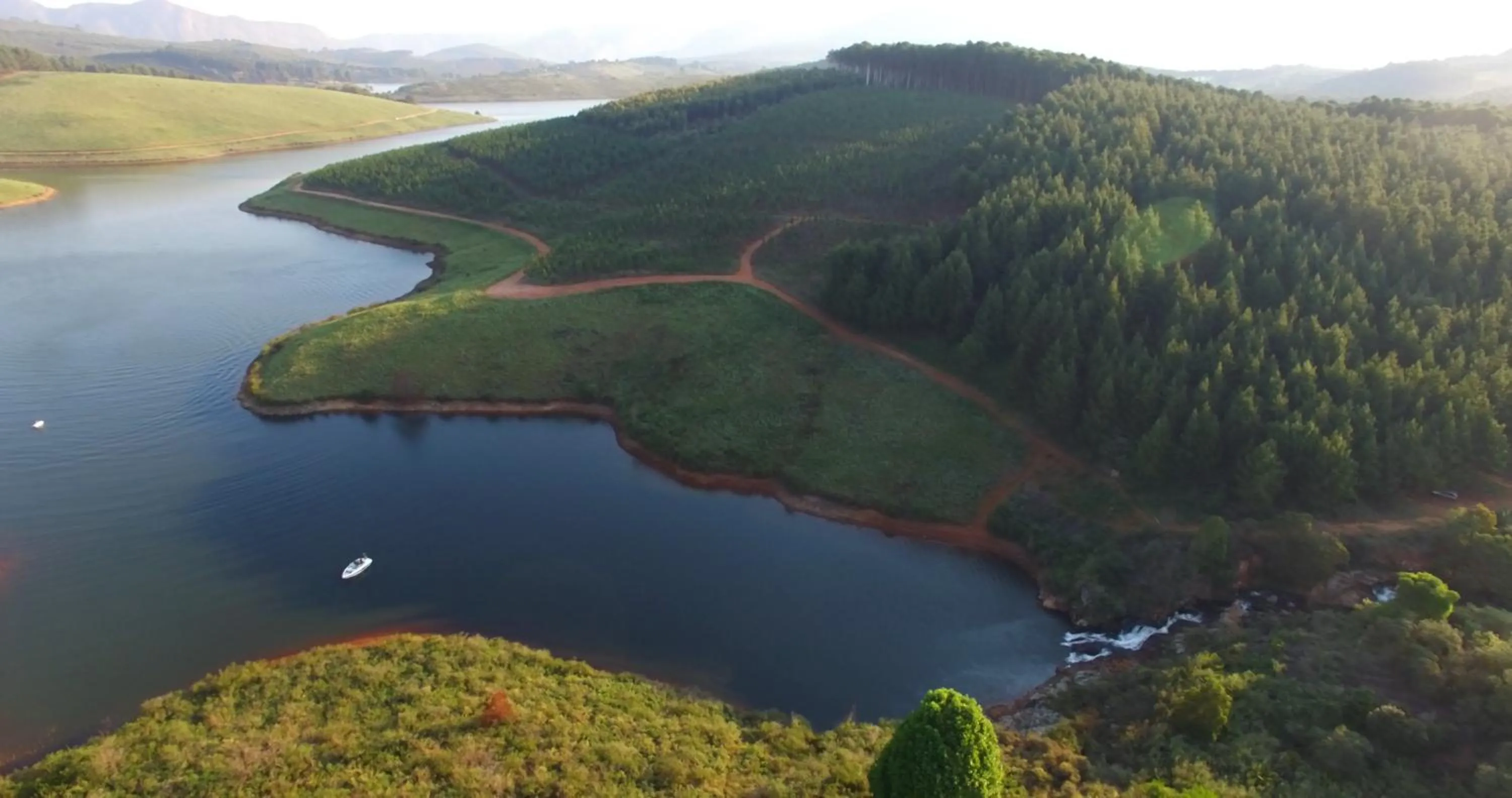 Natural landscape in Stanford Lake lodge