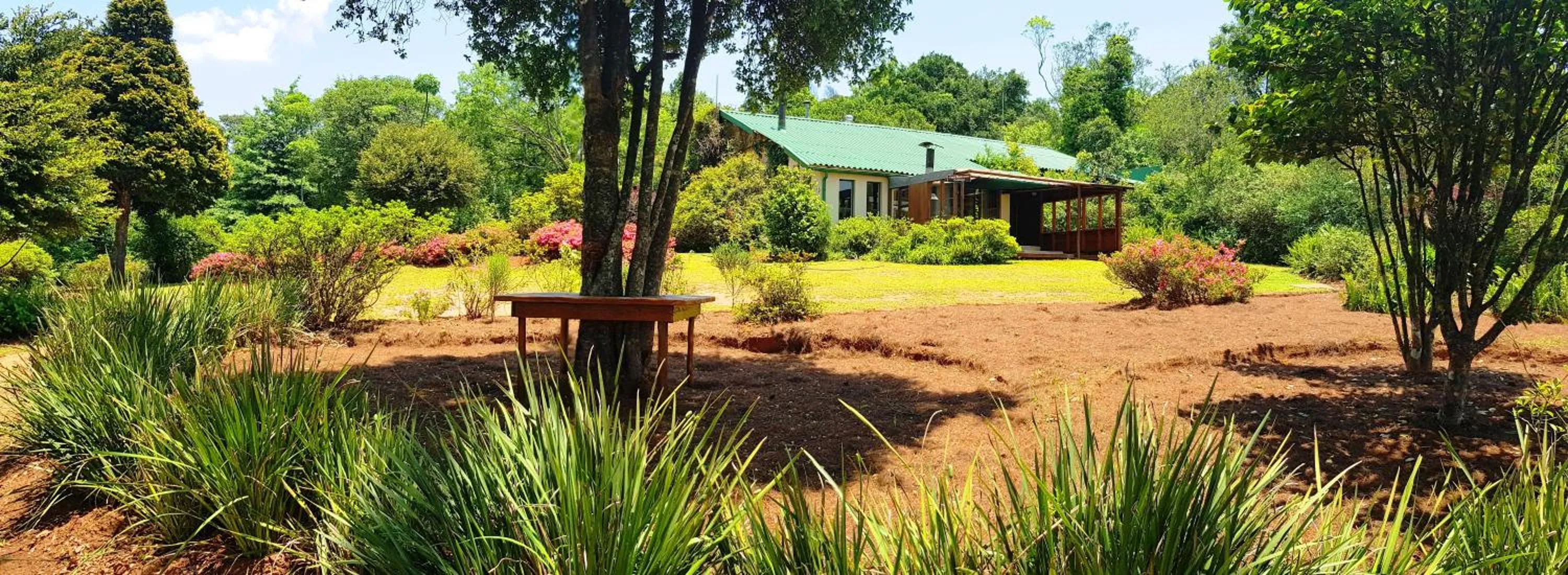 Stanford Lake lodge
