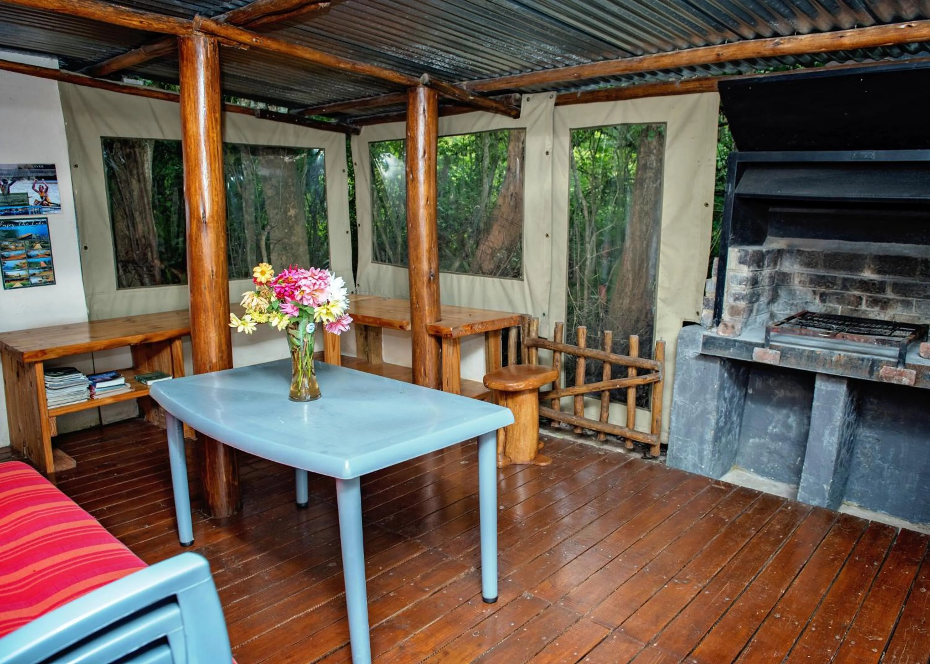 BBQ facilities in Stanford Lake lodge