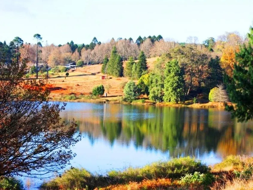 Stanford Lake lodge