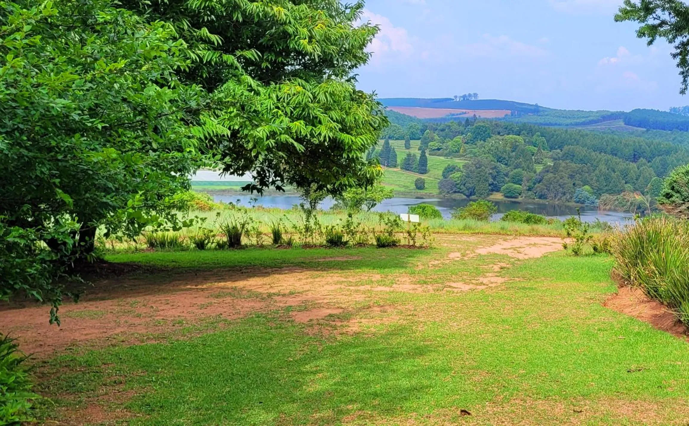 Stanford Lake lodge