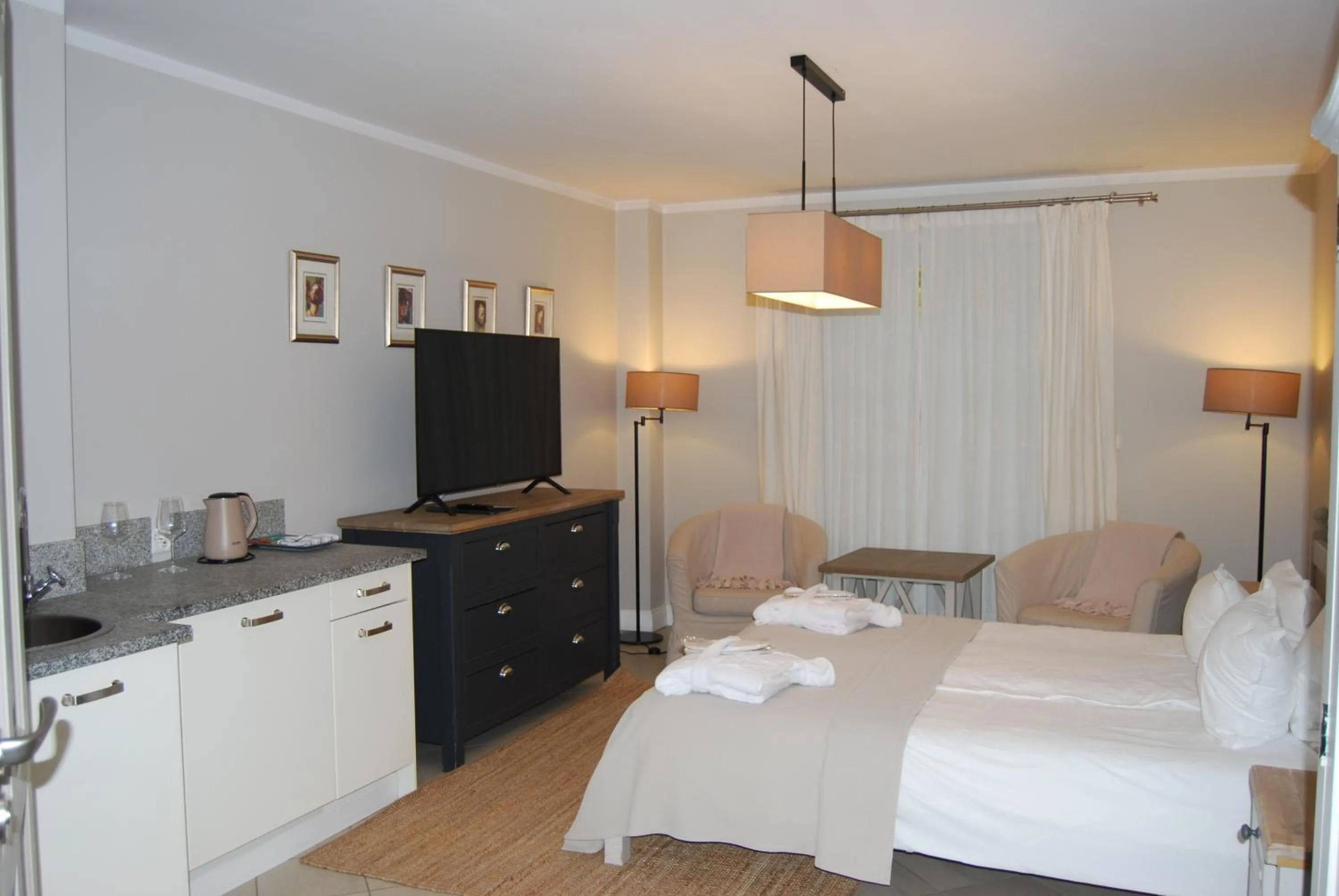 Bed in Villa Park Wisełka Spa & Wellness