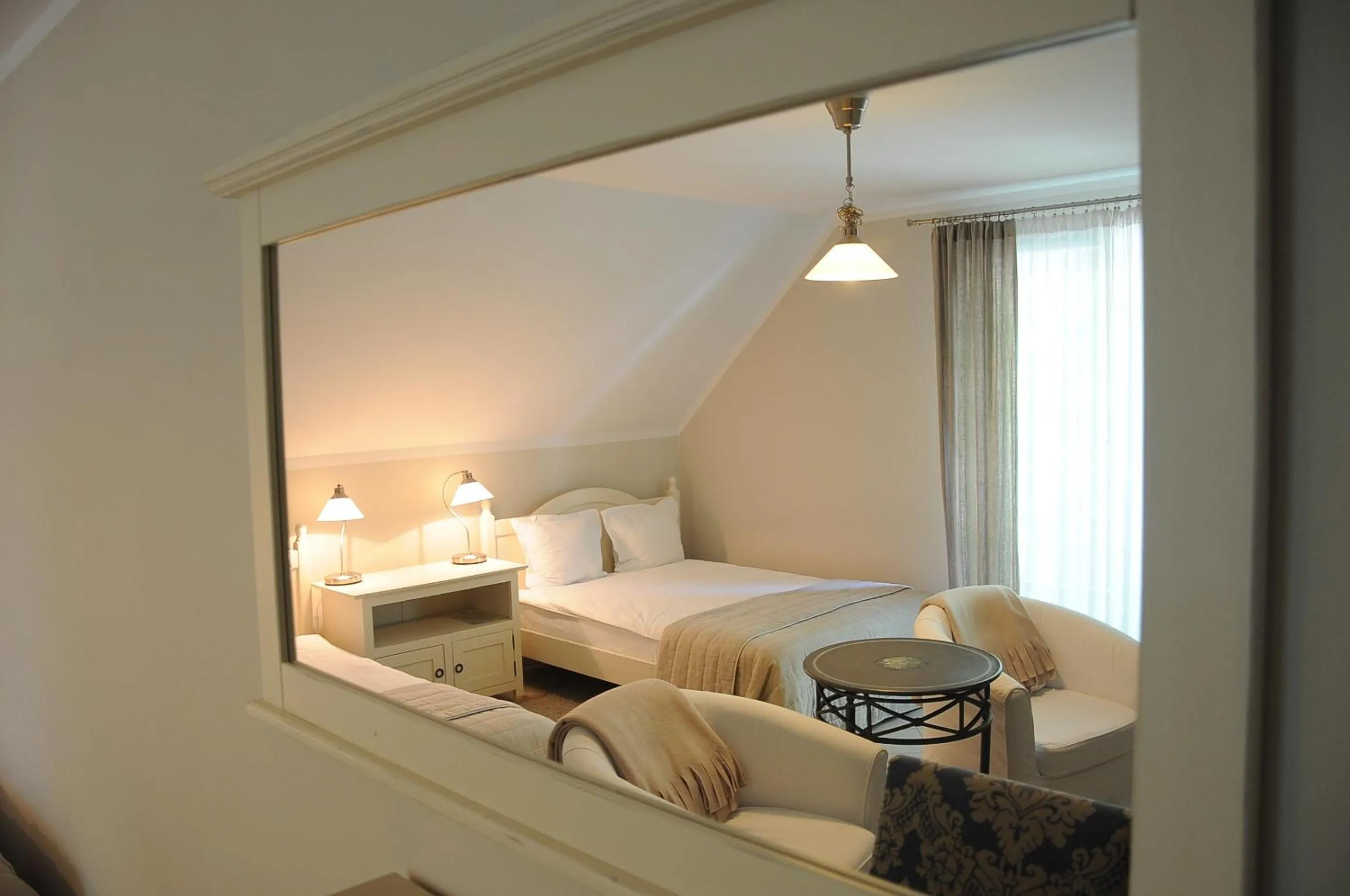 Photo of the whole room, Bed in Villa Park Wisełka Spa & Wellness