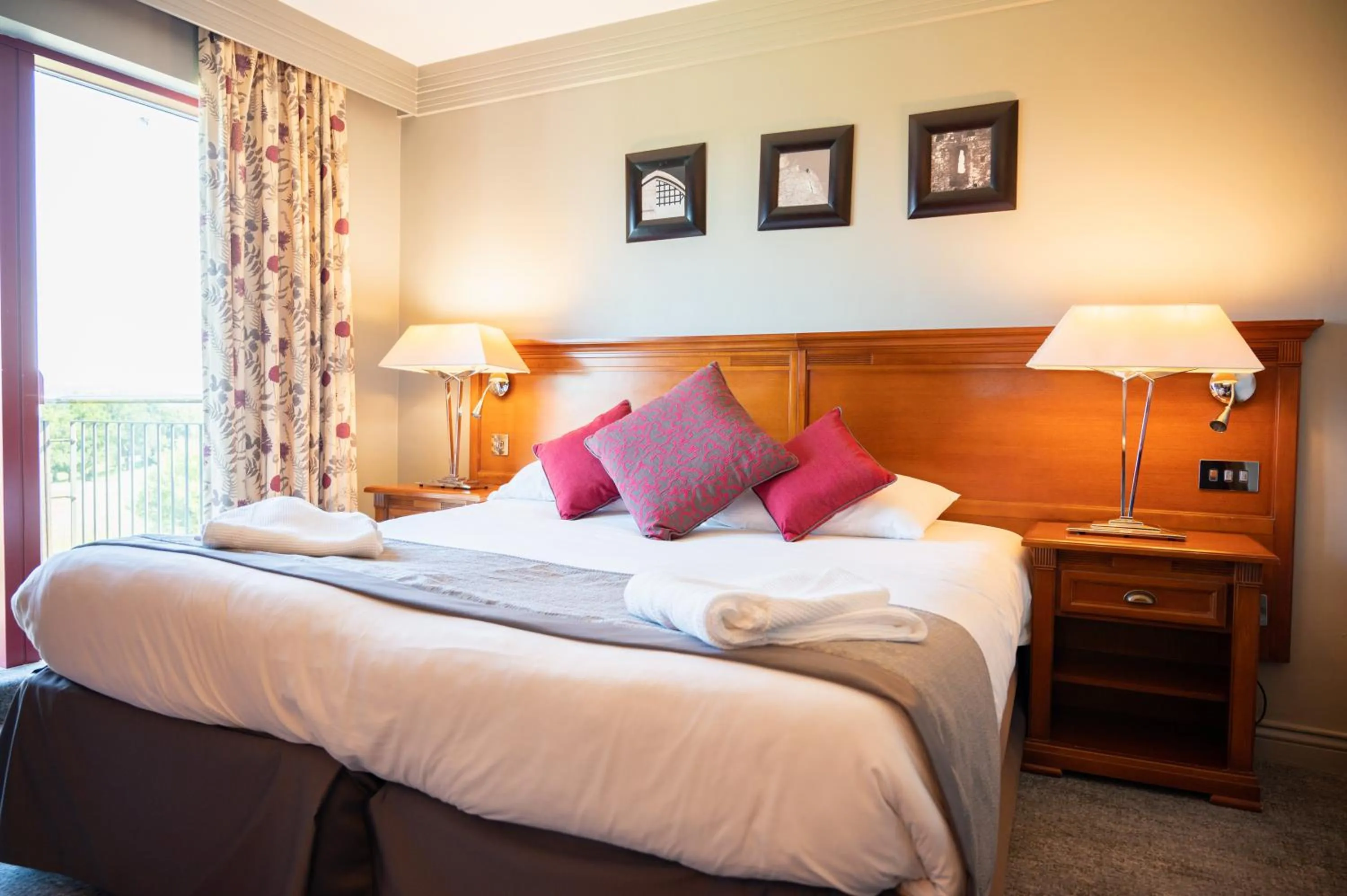Bed in Bryn Meadows Golf, Hotel & Spa
