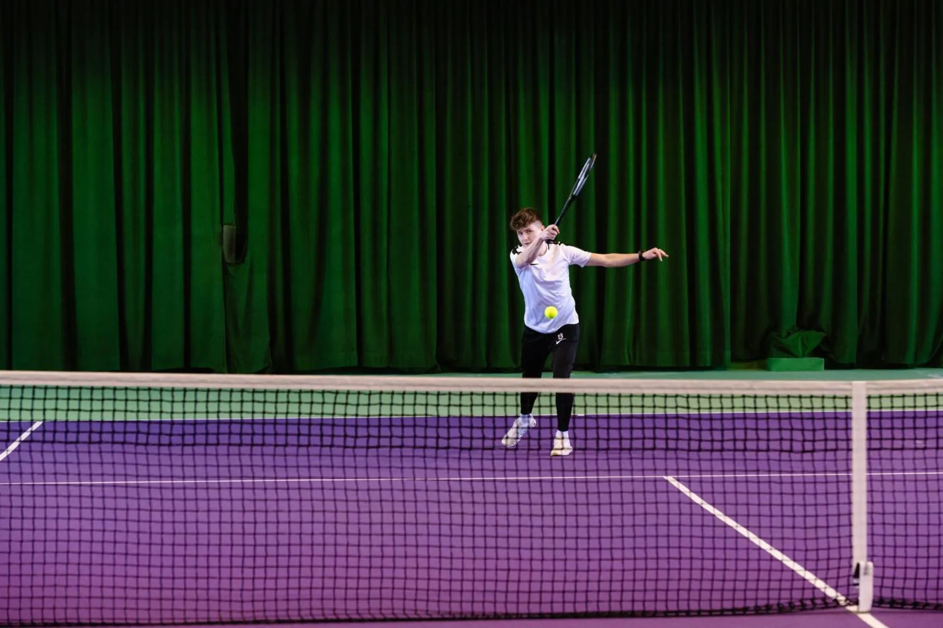 Tennis court in Hotel Momentum