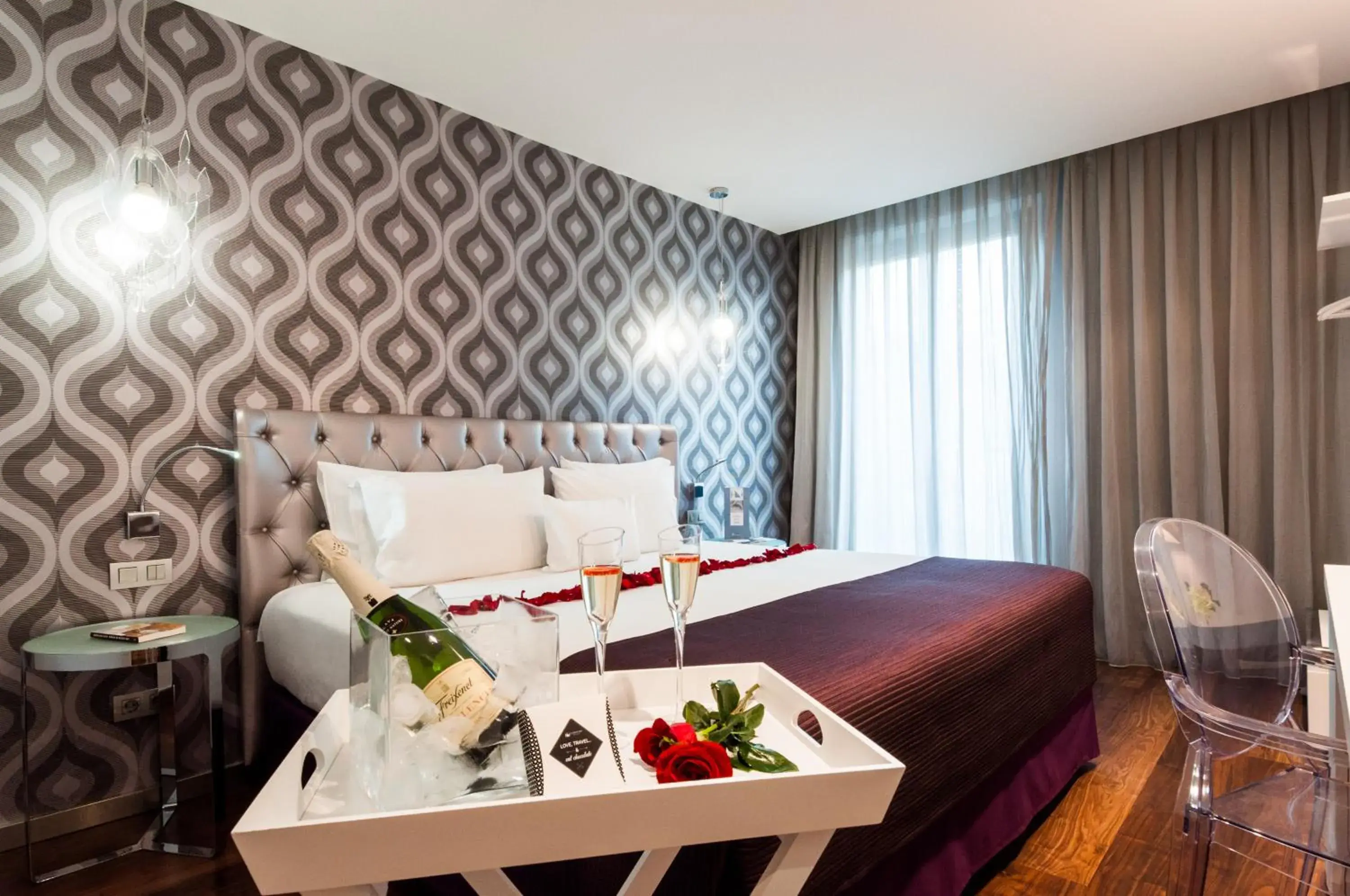 Bed in Ikonik Ramblas Bed in Ikonik Ramblas