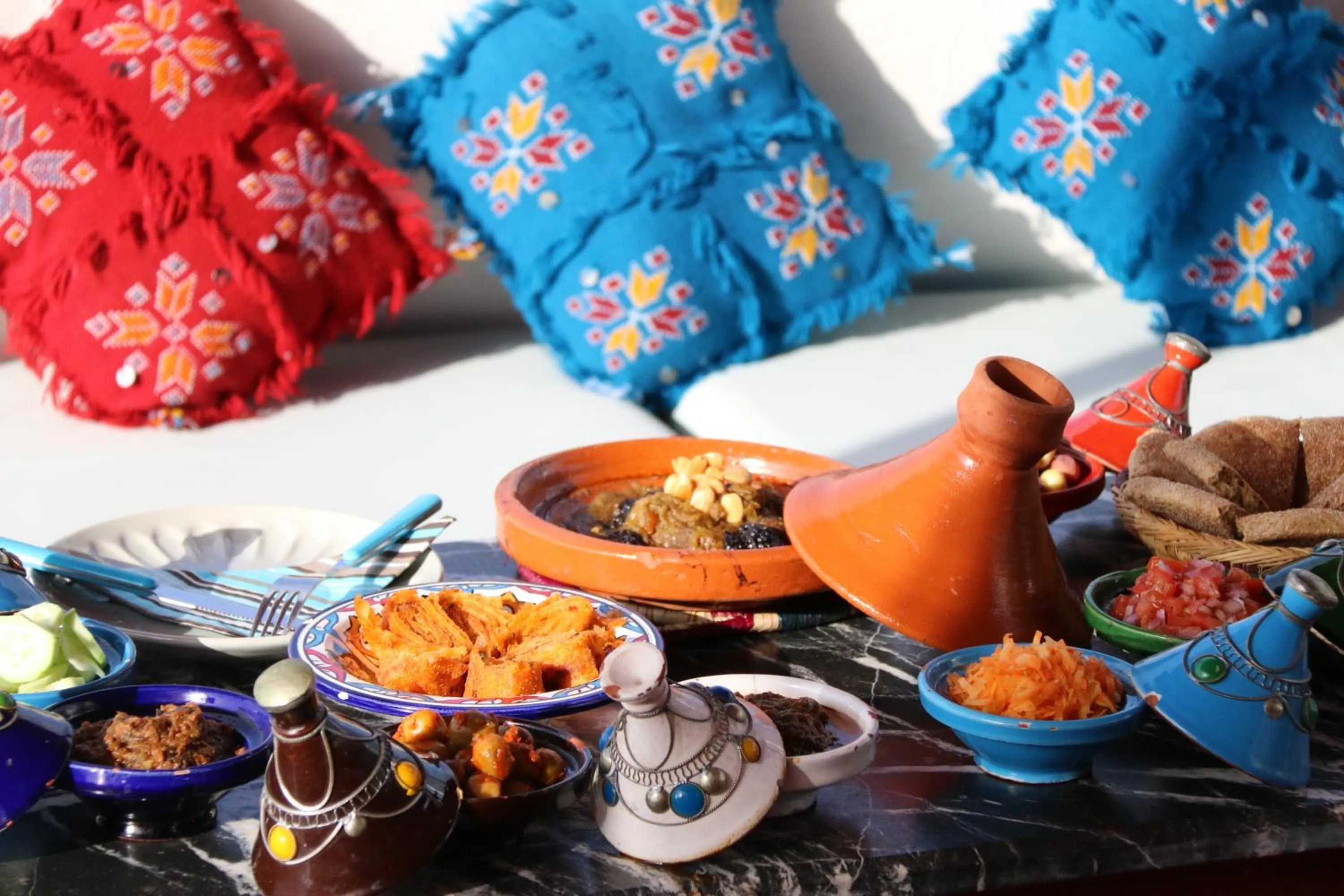 Restaurant/places to eat in Dar Zerhoune