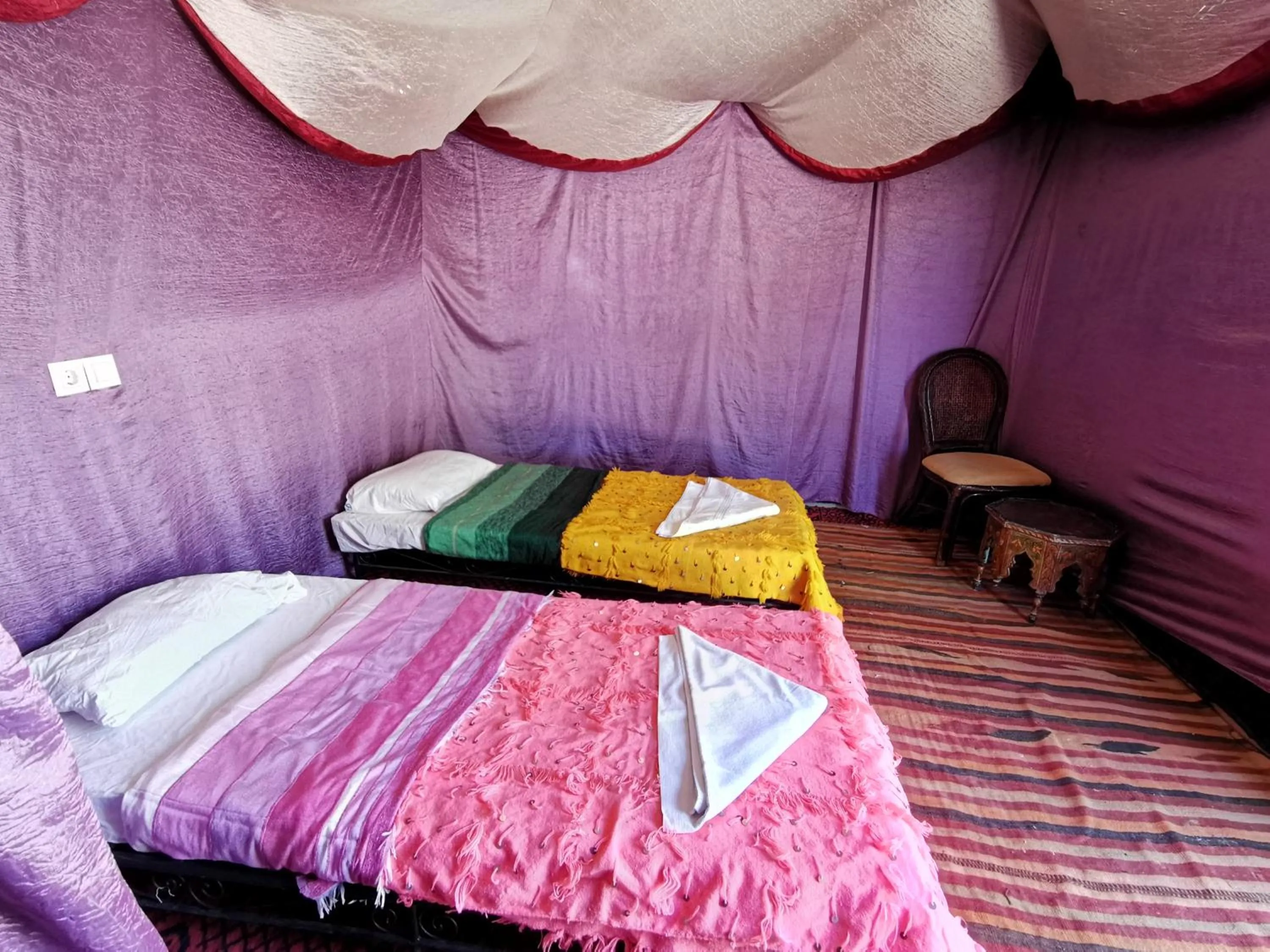 Bed in Haven La Chance Desert Hotel