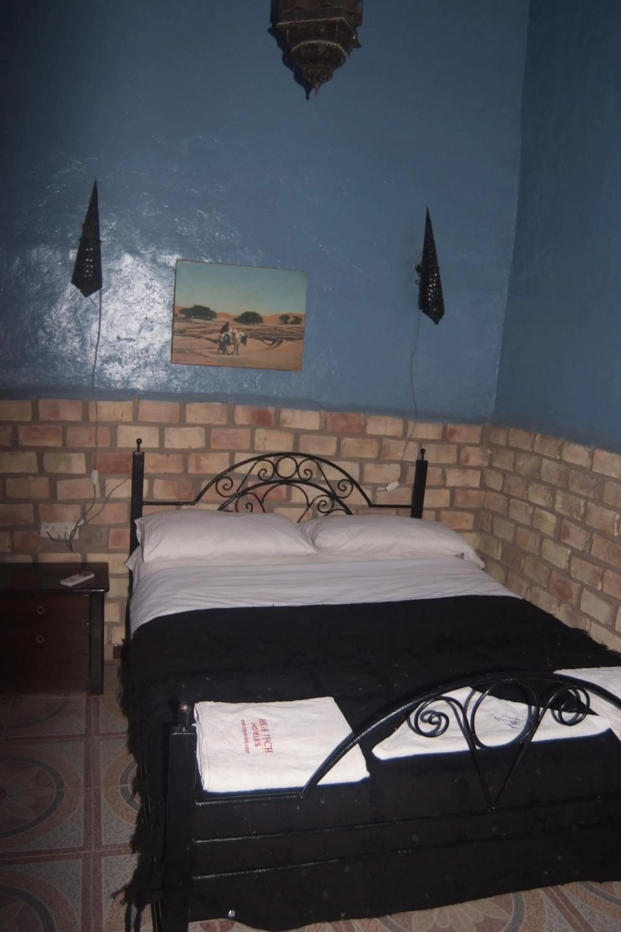 Bed in Haven La Chance Desert Hotel