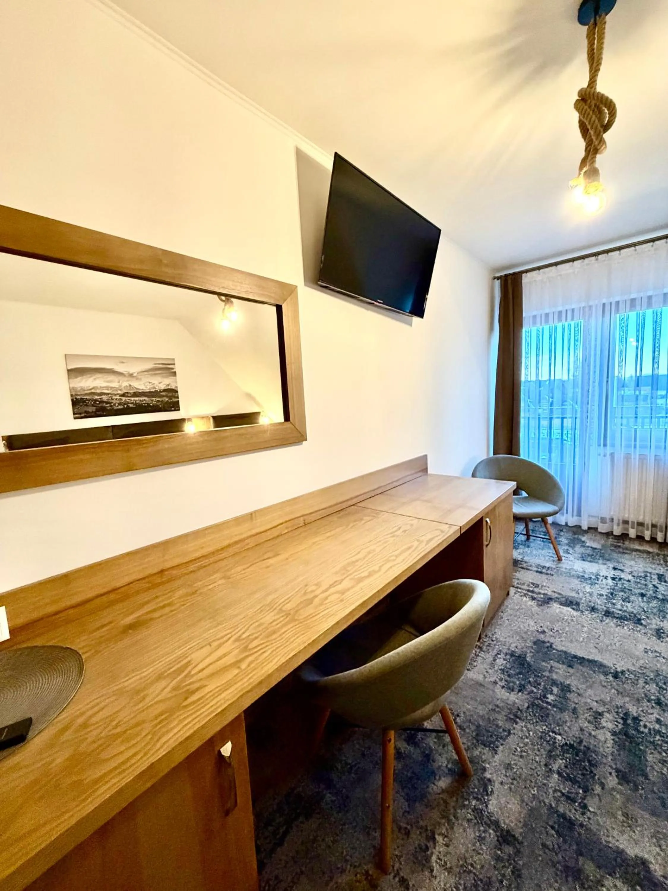 ZAJAZD BIAŁCZAŃSKI Dom Wypoczynkowy Restauracja