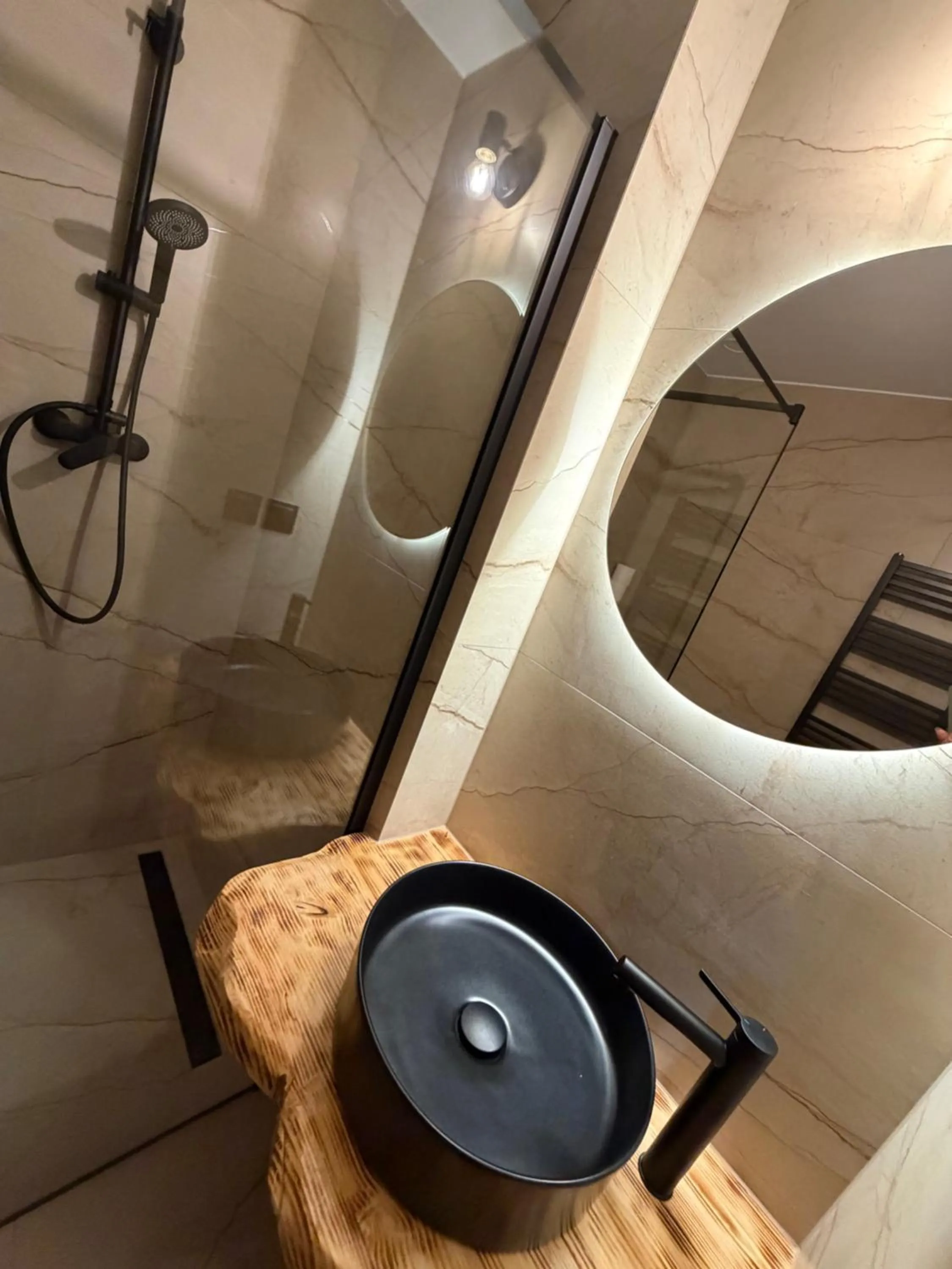 ZAJAZD BIAŁCZAŃSKI Dom Wypoczynkowy Restauracja