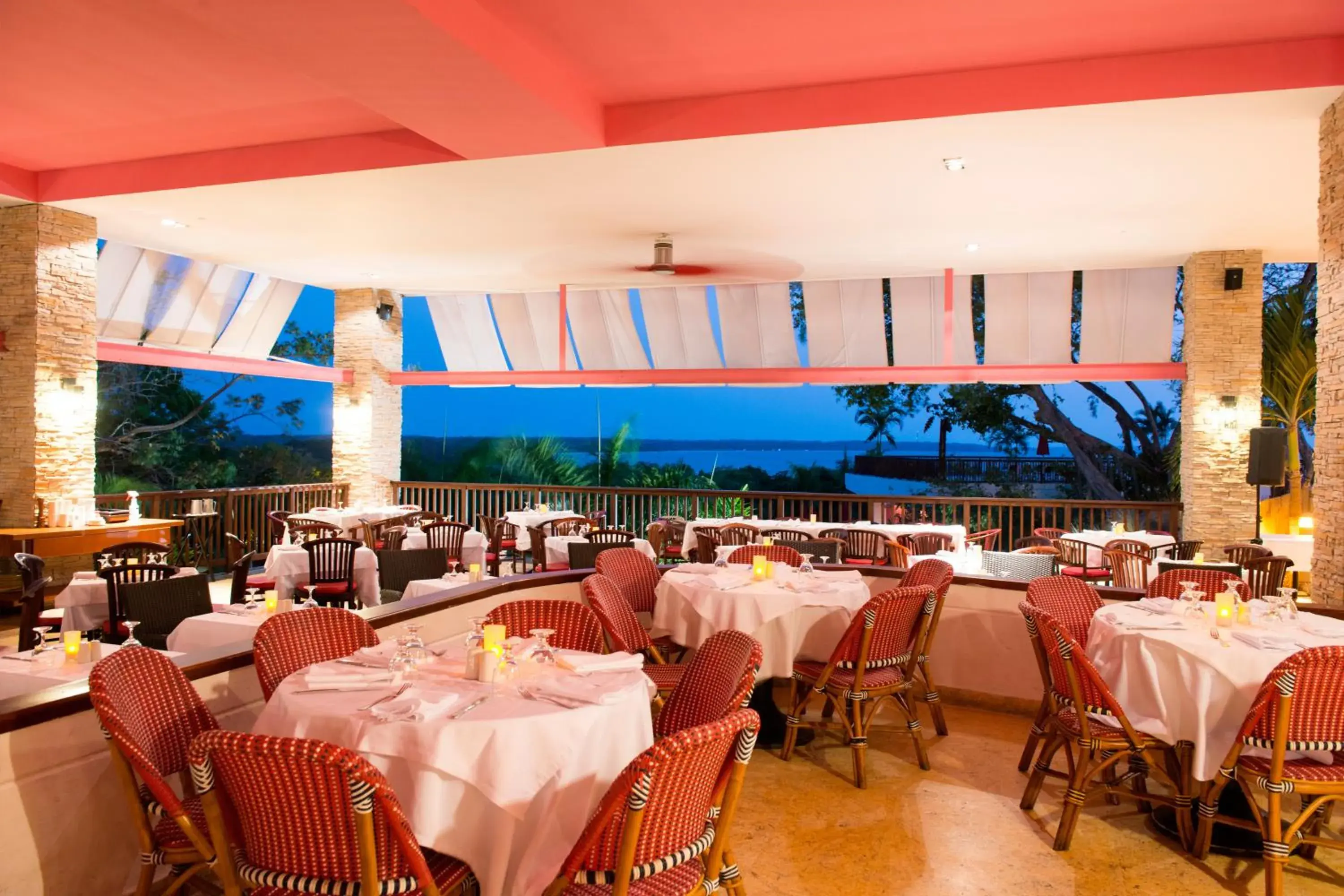 Restaurant/places to eat in Decameron Barú - All Inclusive Restaurant/places to eat in Decameron Barú - All Inclusive