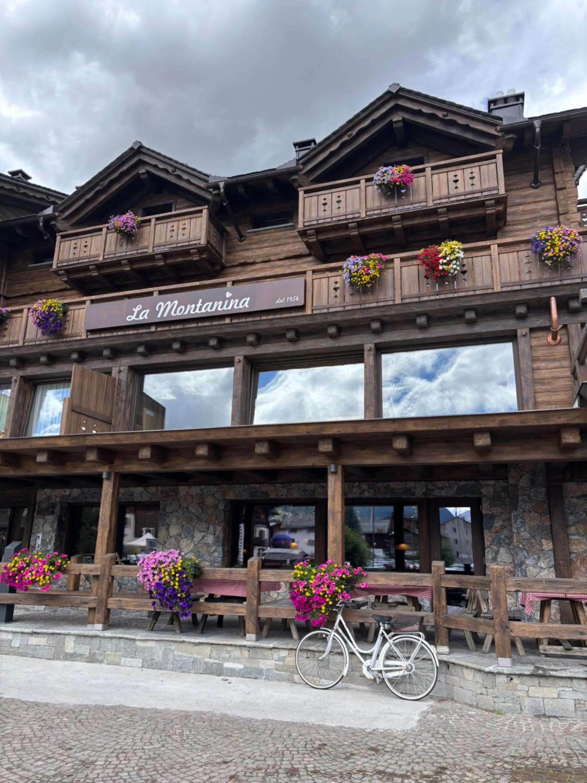 Property building in Hotel La Montanina